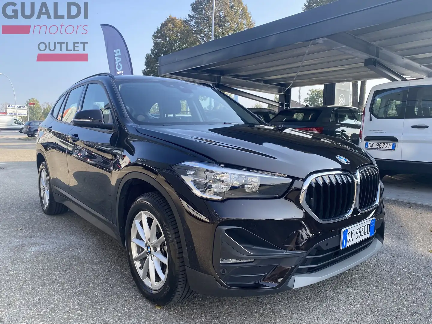 BMW X1 X1 sDrive16d Noir - 1