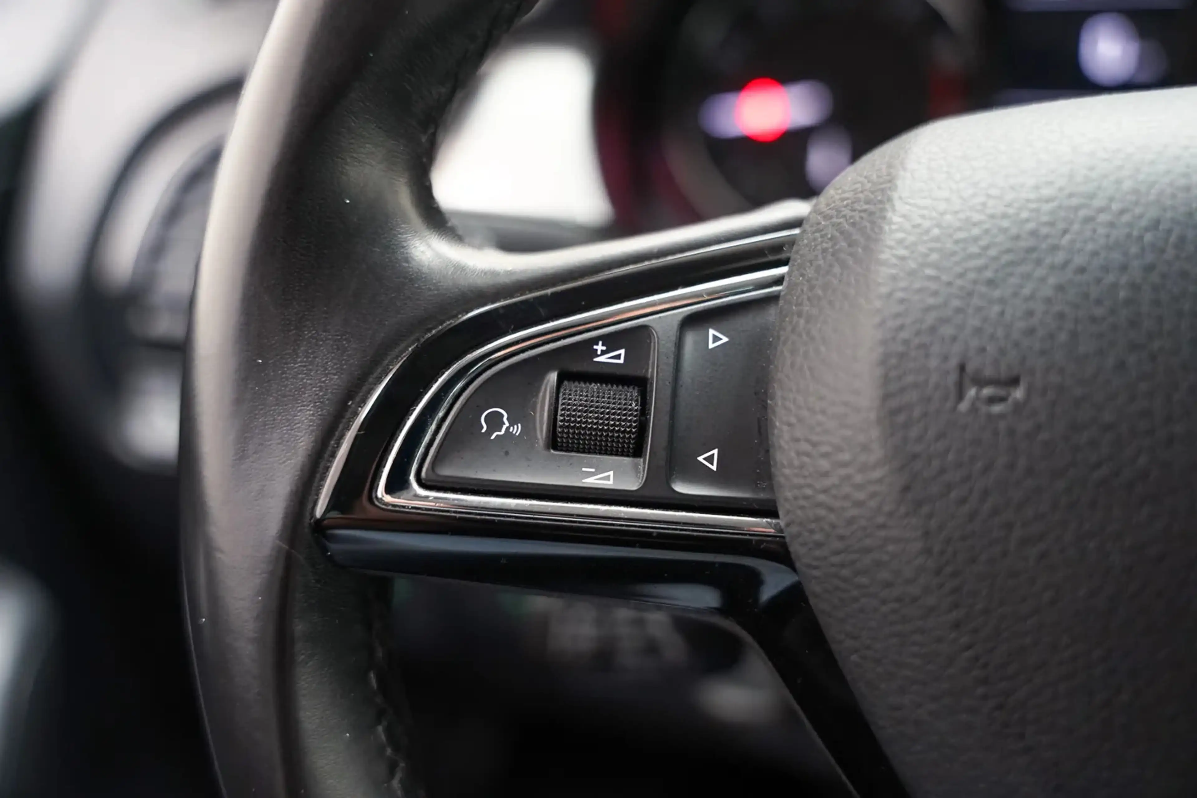 Skoda Fabia 1.0 TSI Drive [ Navi Camera Cruise ] — photo 15