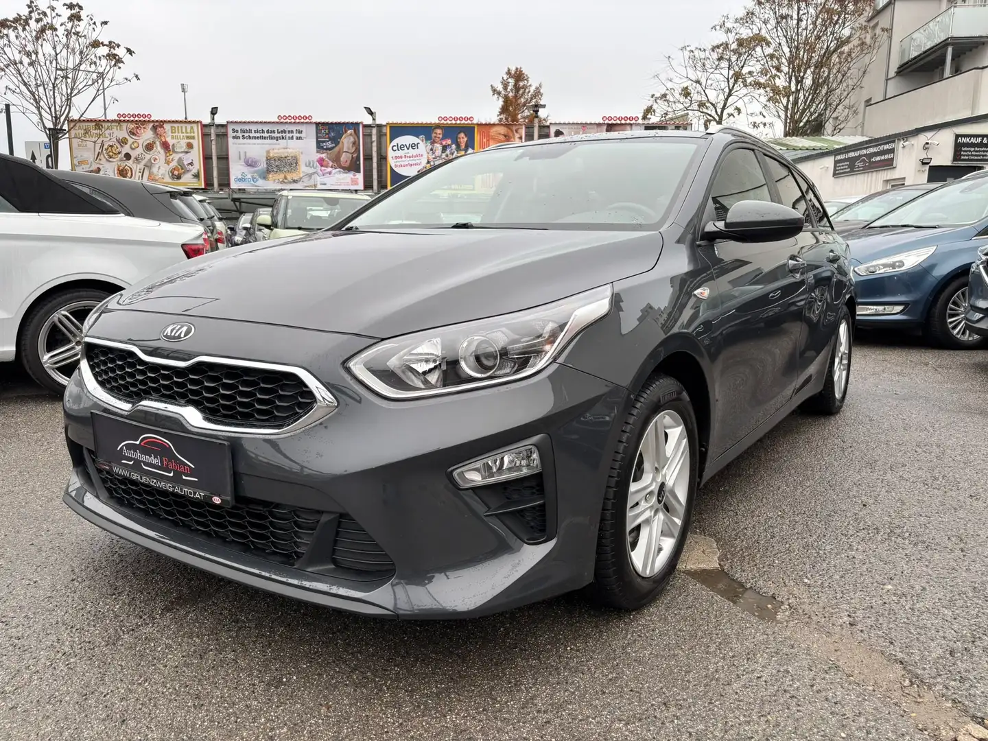 Kia Ceed SW / cee'd SW 1,4 MPI GPF Titan 101PS Dachreling Klima Tempomat Grau - 1