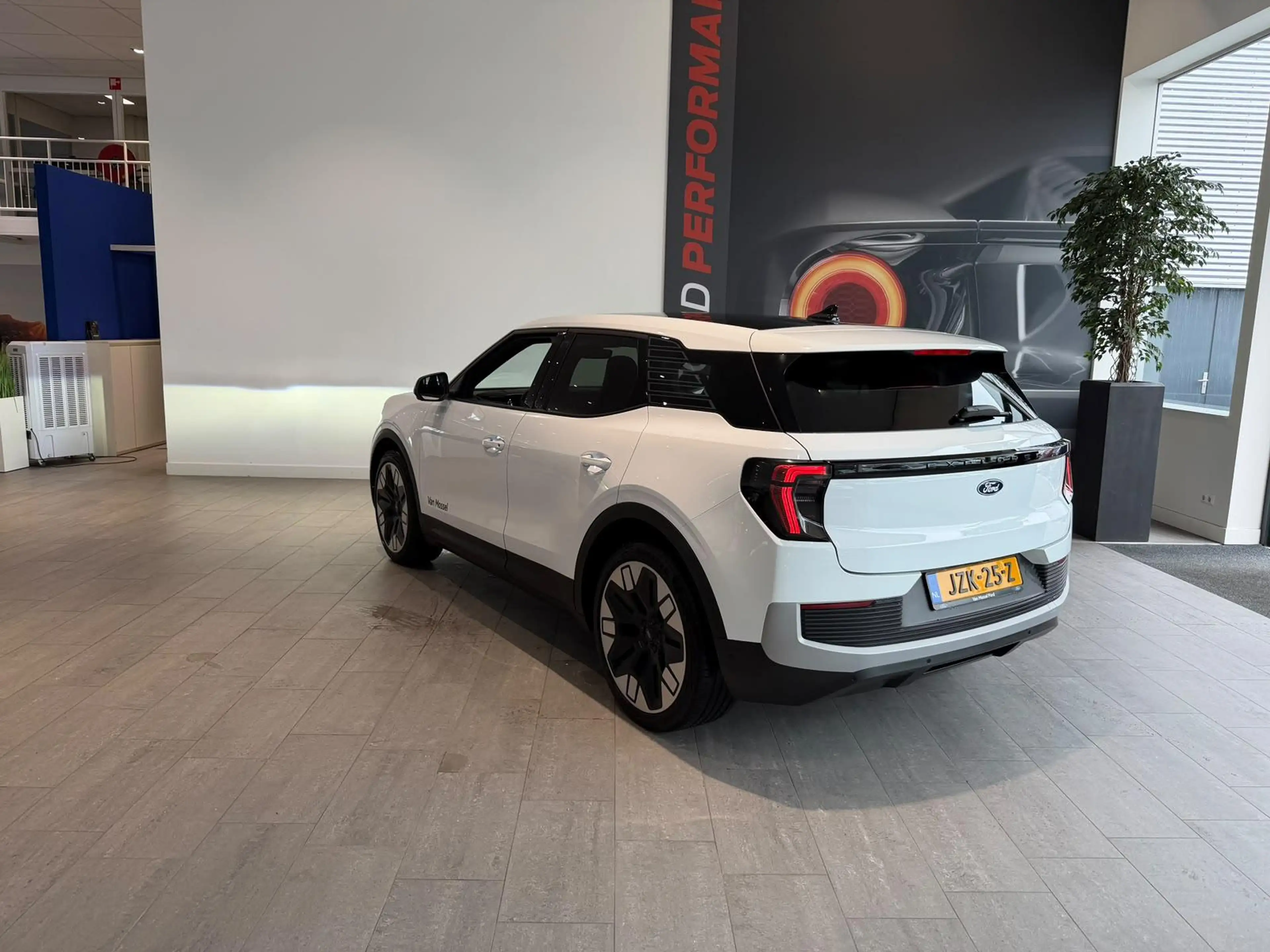 Ford Explorer Premium Extended Range RWD 77 kWh PANORAMADAK |  D — photo 4