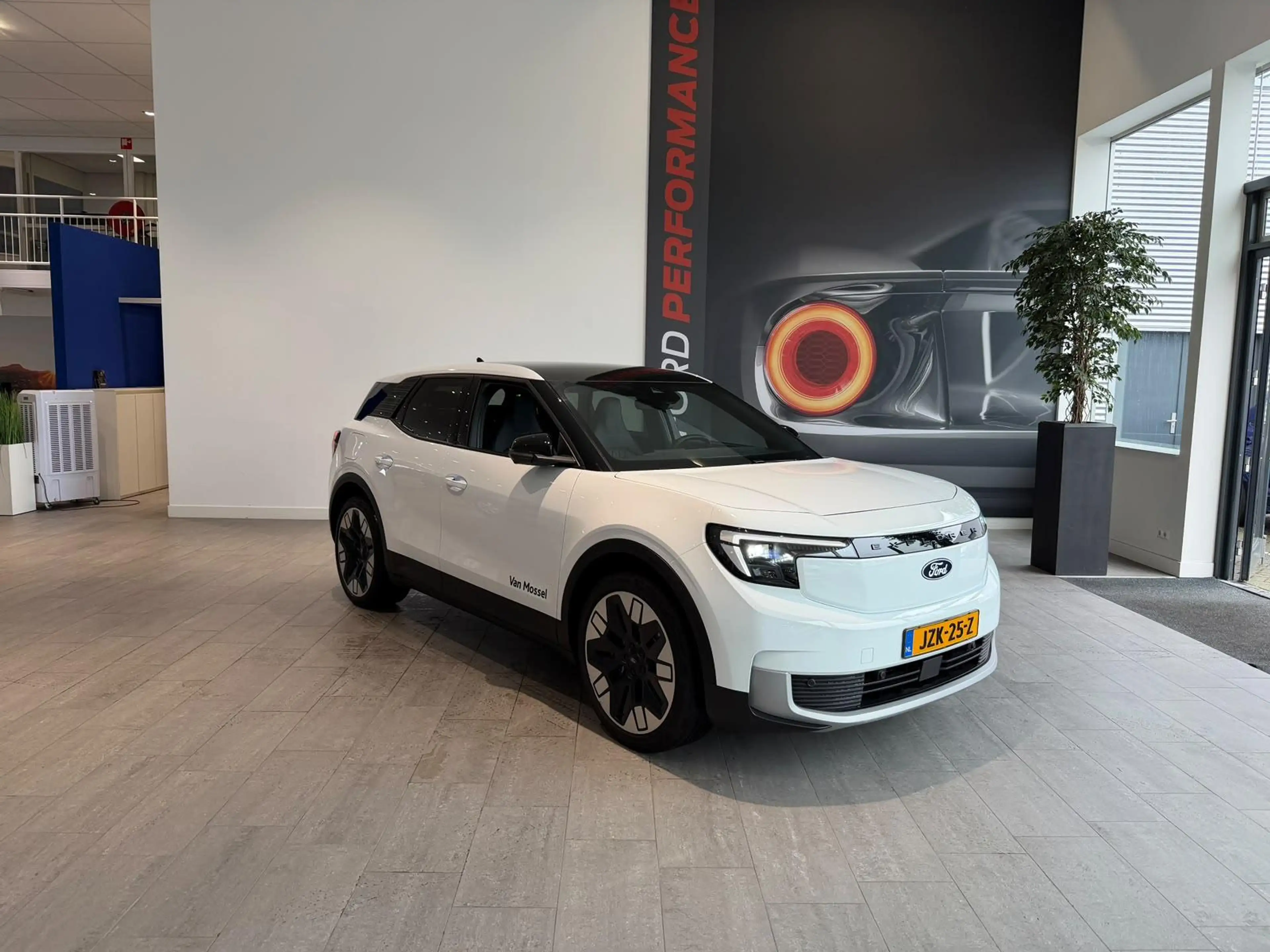 Ford Explorer Premium Extended Range RWD 77 kWh PANORAMADAK |  D — photo 8