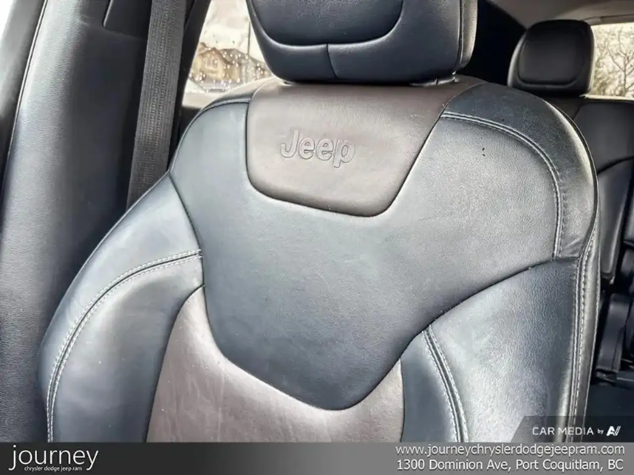 Jeep Cherokee снимка Jeep Cherokee