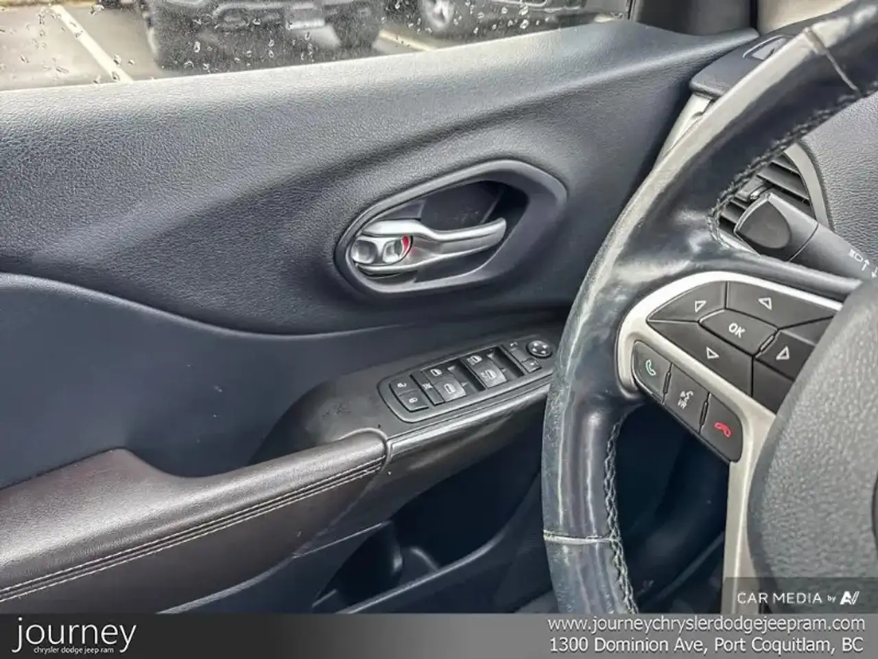 Jeep Cherokee снимка Jeep Cherokee
