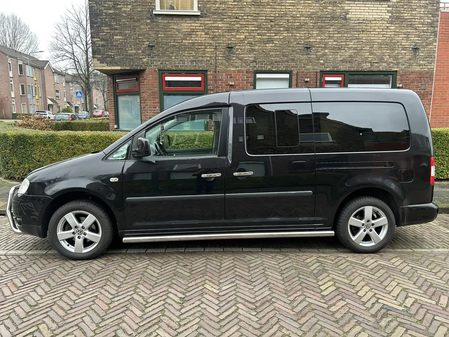 Volkswagen Caddy 1.6 Life Family (7-Si.) - 1