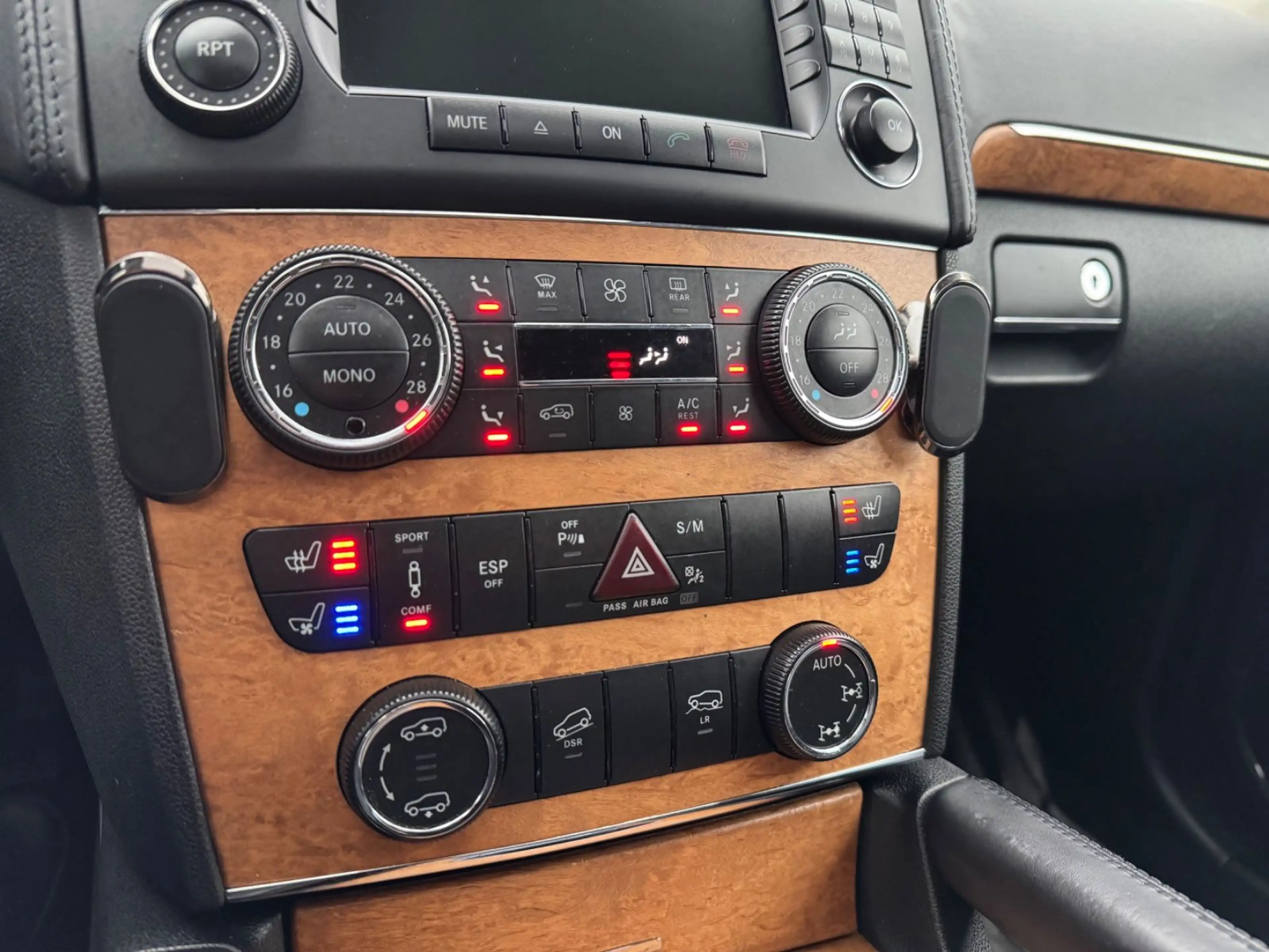 Mercedes-Benz GL 500 4Matic V8 AUTOMATIK 7-SITZER — photo 14