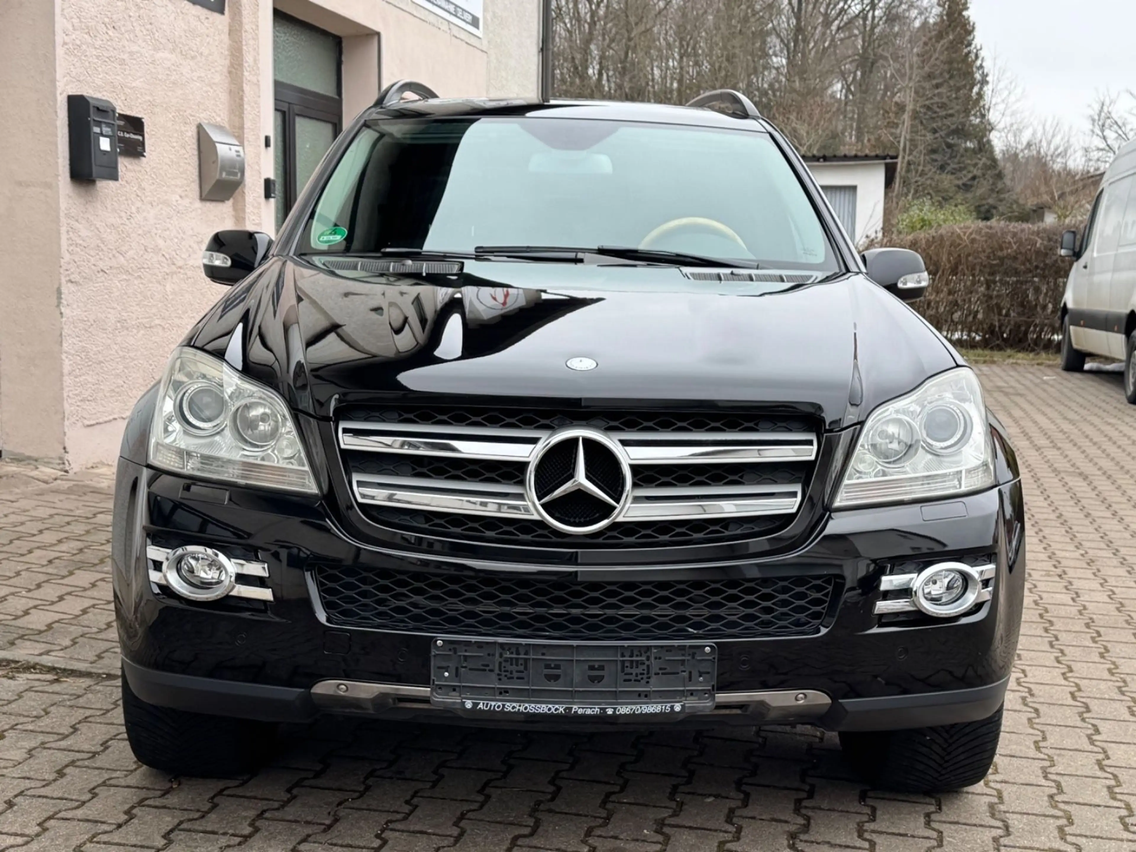 Mercedes-Benz GL 500 4Matic V8 AUTOMATIK 7-SITZER — photo 9
