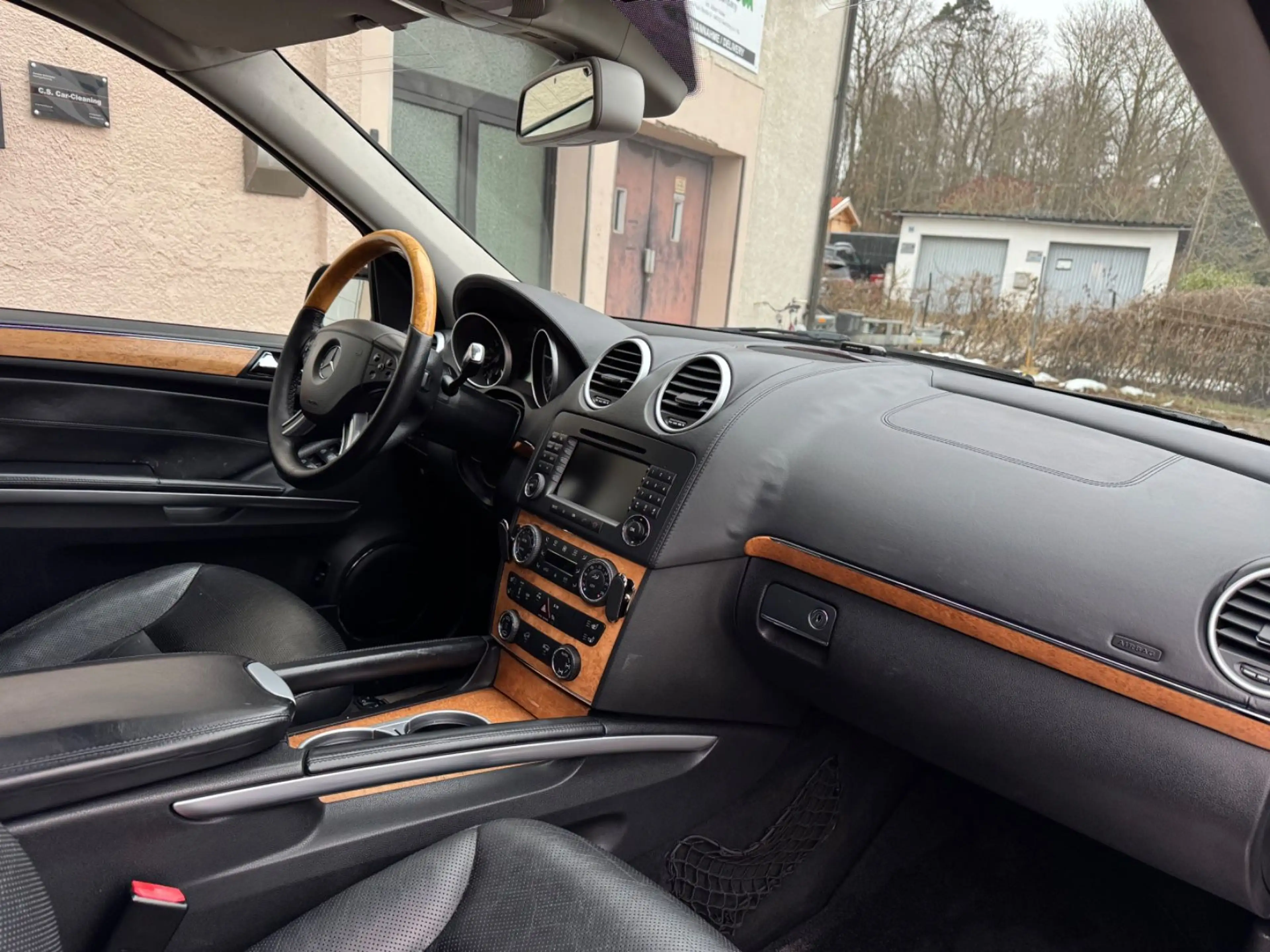Mercedes-Benz GL 500 4Matic V8 AUTOMATIK 7-SITZER — photo 11