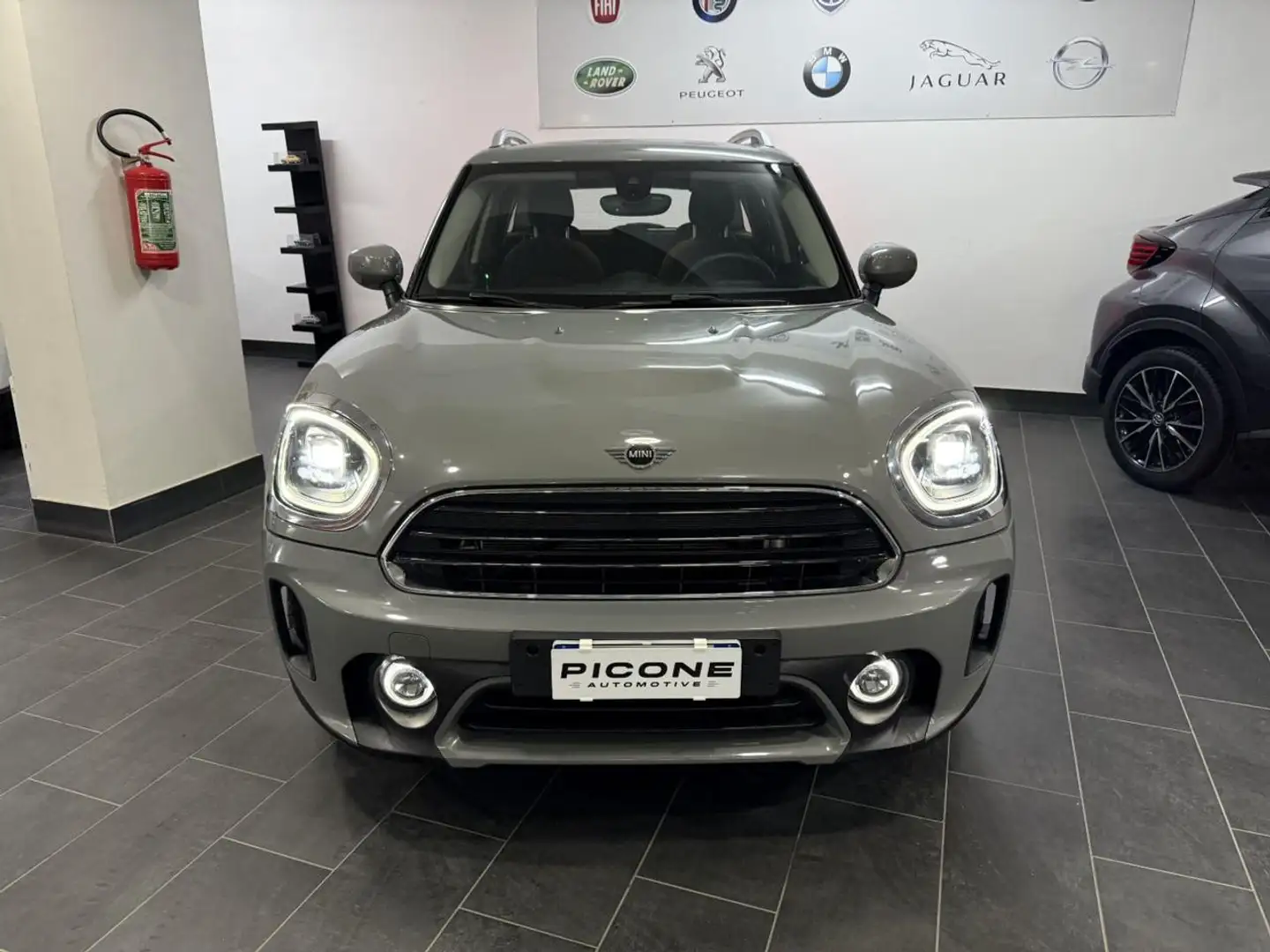 MINI Cooper Countryman 1.5 Classic Šedá - 2