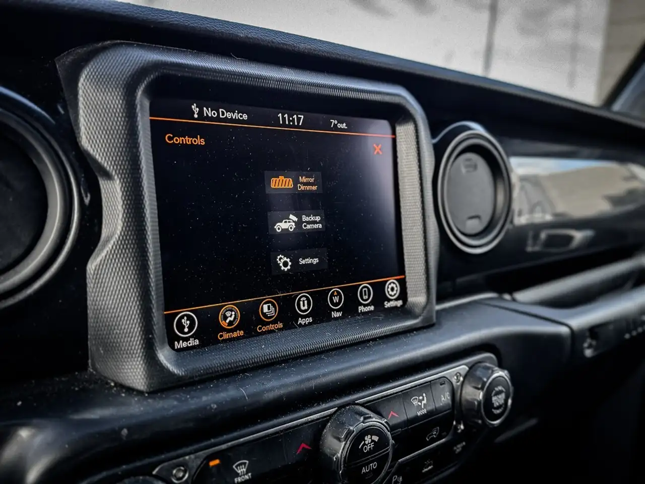 Jeep Wrangler снимка Jeep Wrangler