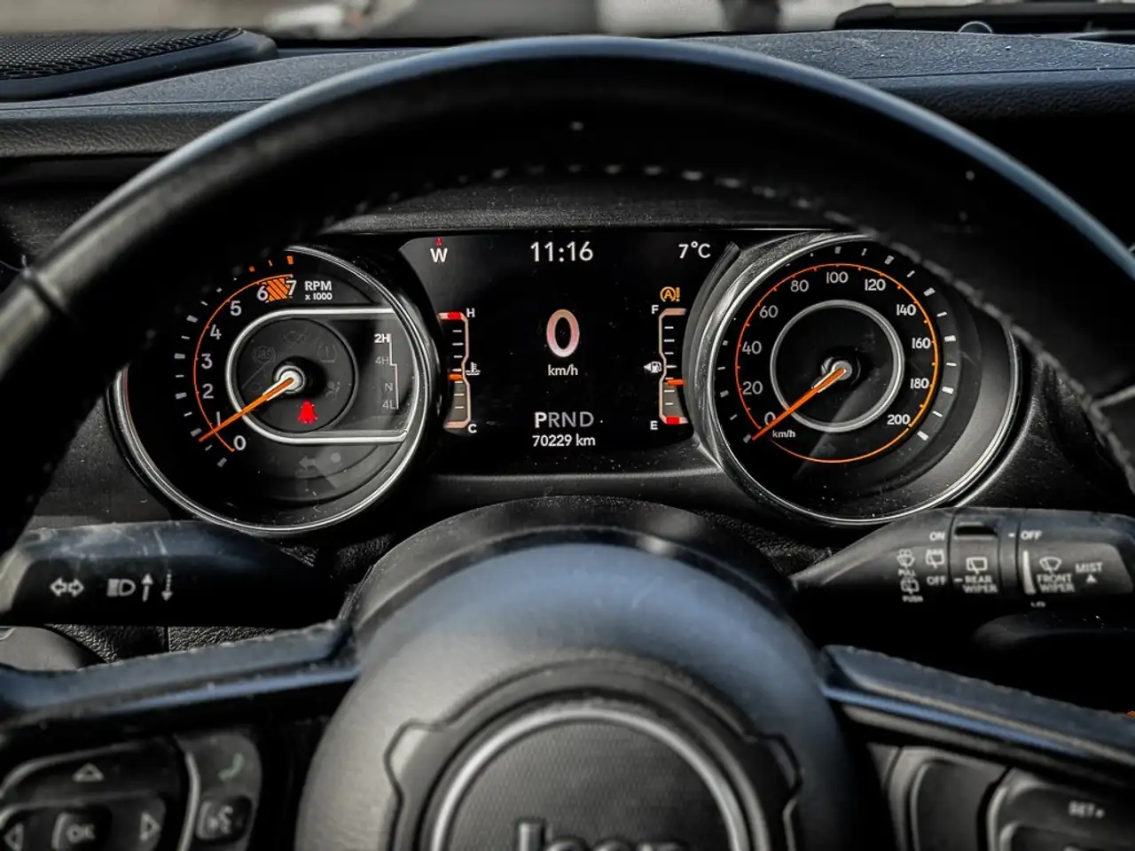 Jeep Wrangler снимка Jeep Wrangler