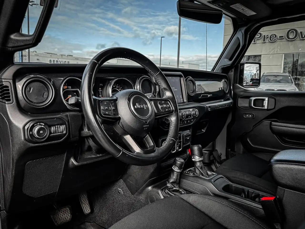 Jeep Wrangler снимка Jeep Wrangler