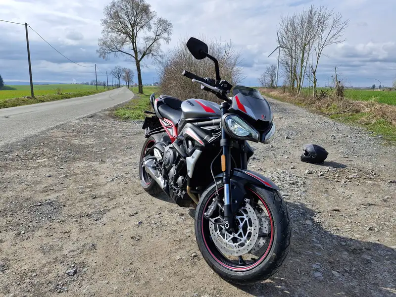 Triumph Street Triple - foto 6