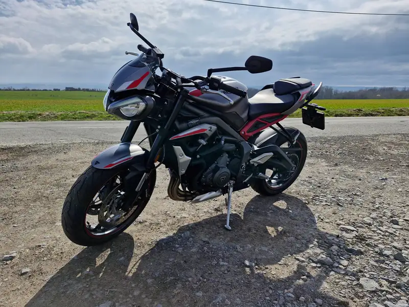 Triumph Street Triple - foto 4