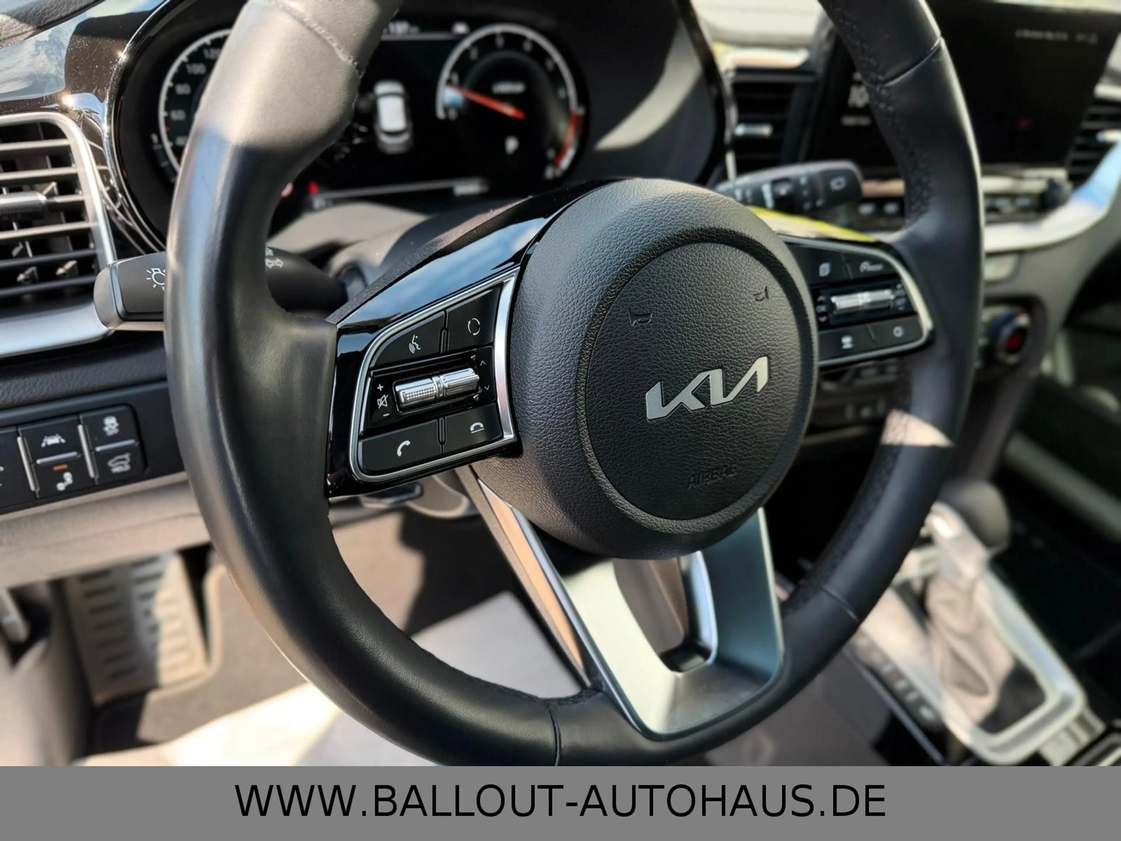 Kia XCeed Black Xdition*2.HAND*PANO*JBL*LED*ACC* — photo 13
