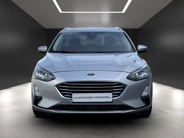 Ford Focus view 9