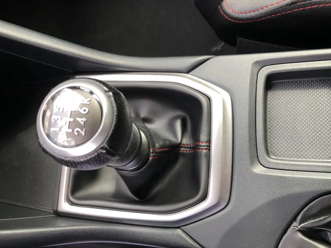 Subaru WRX снимка Subaru WRX