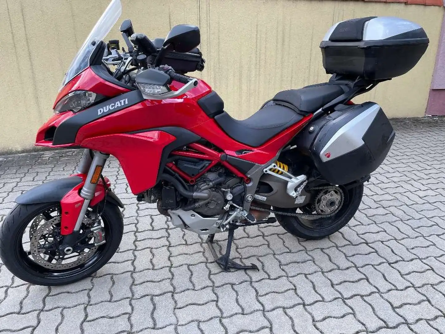 Ducati Multistrada 1200 S Rood - 1