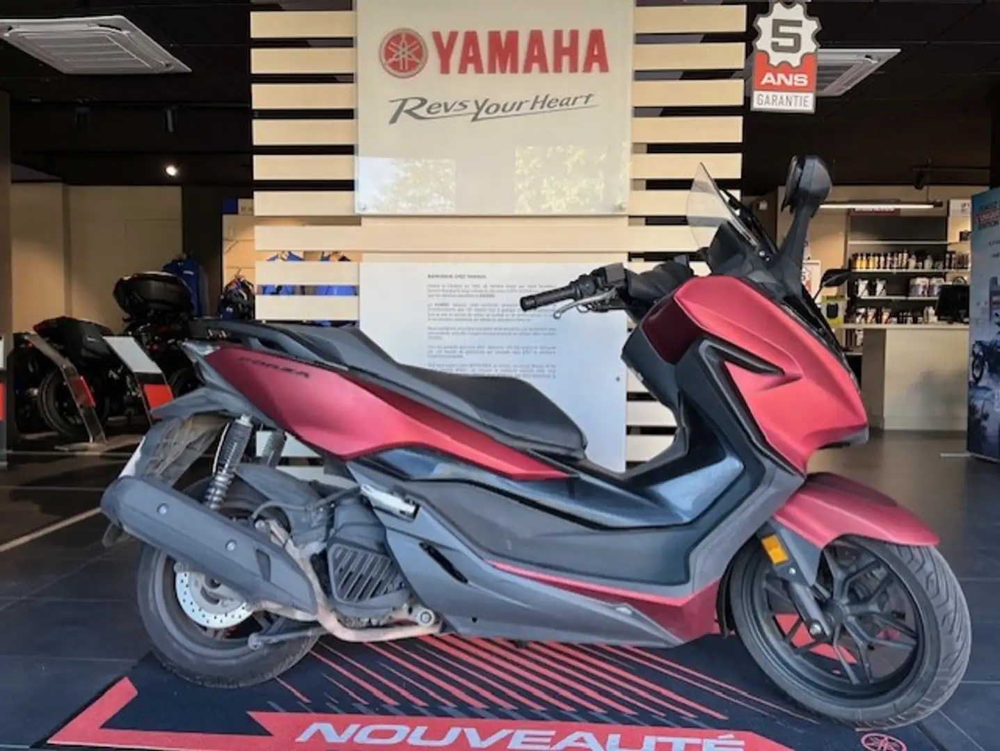 Honda Forza 125 - 1