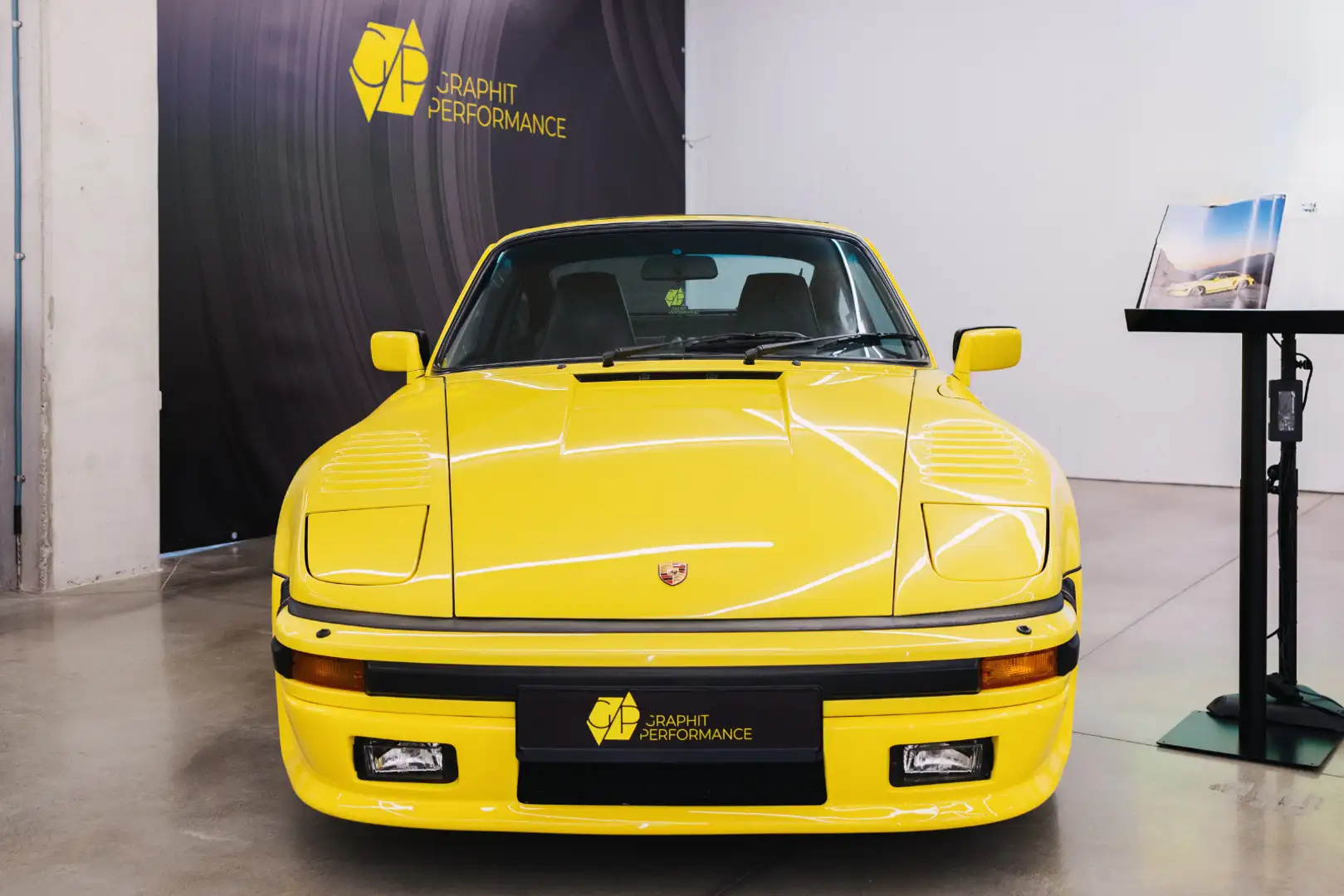 Porsche 911 3.2 SC Carrera Flatnose Gelb - 2