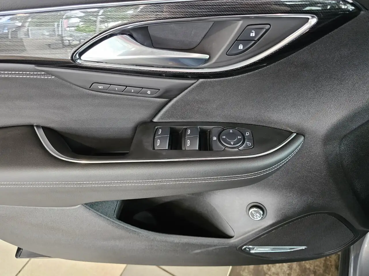 Buick Envision снимка Buick Envision