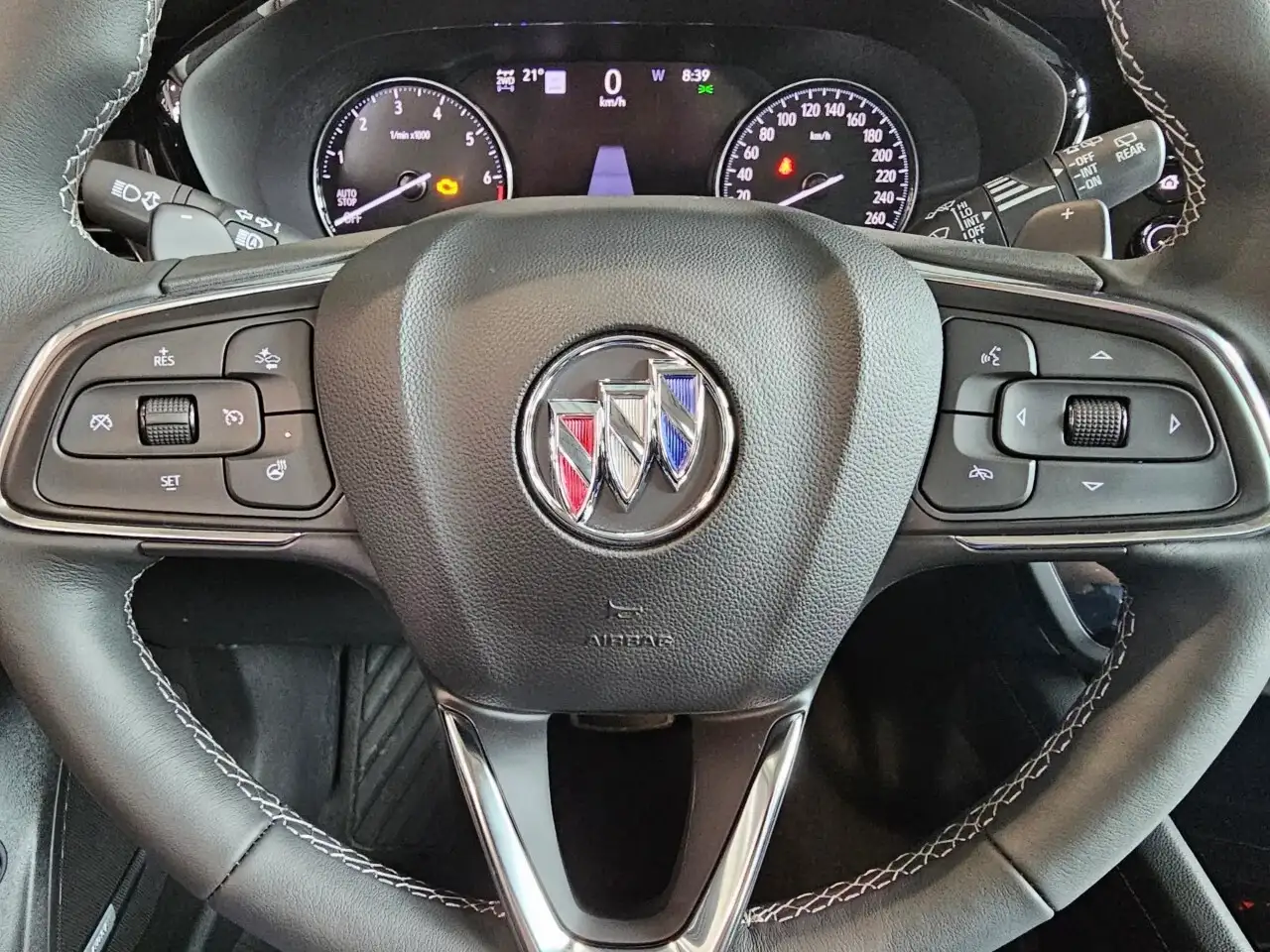 Buick Envision снимка Buick Envision