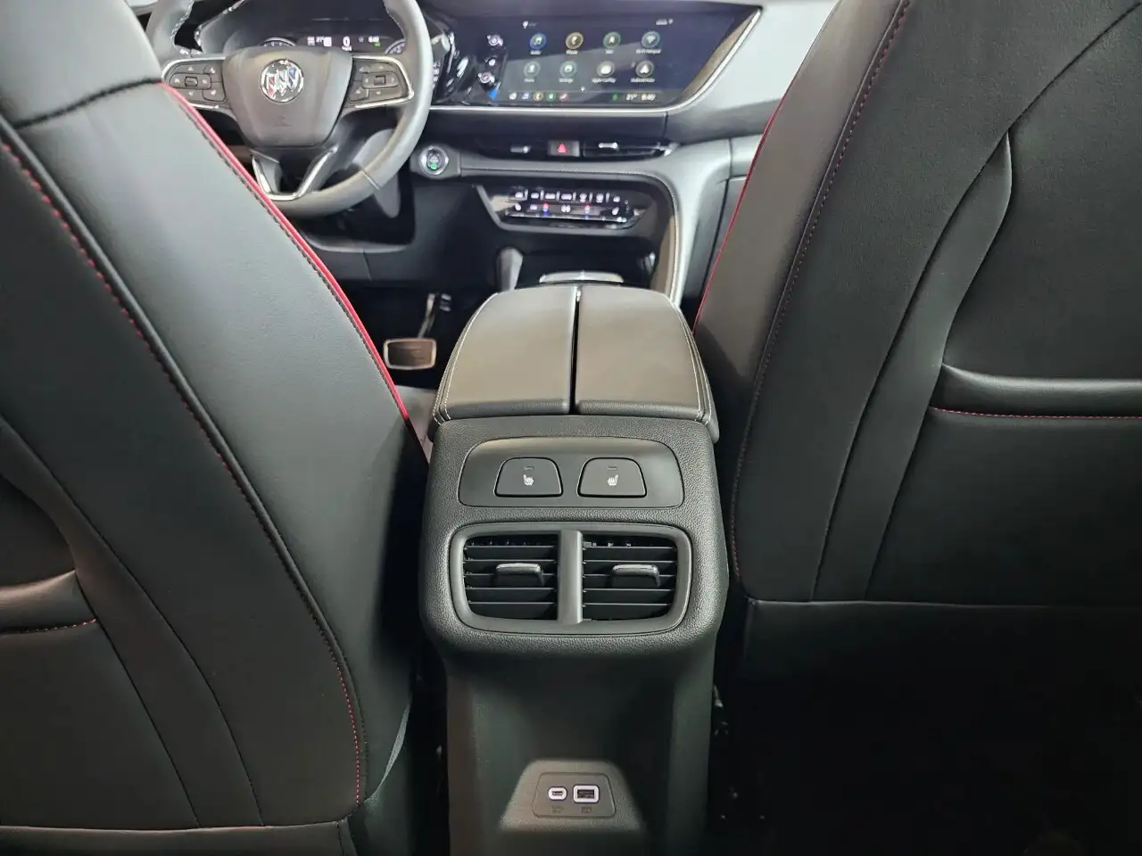 Buick Envision снимка Buick Envision