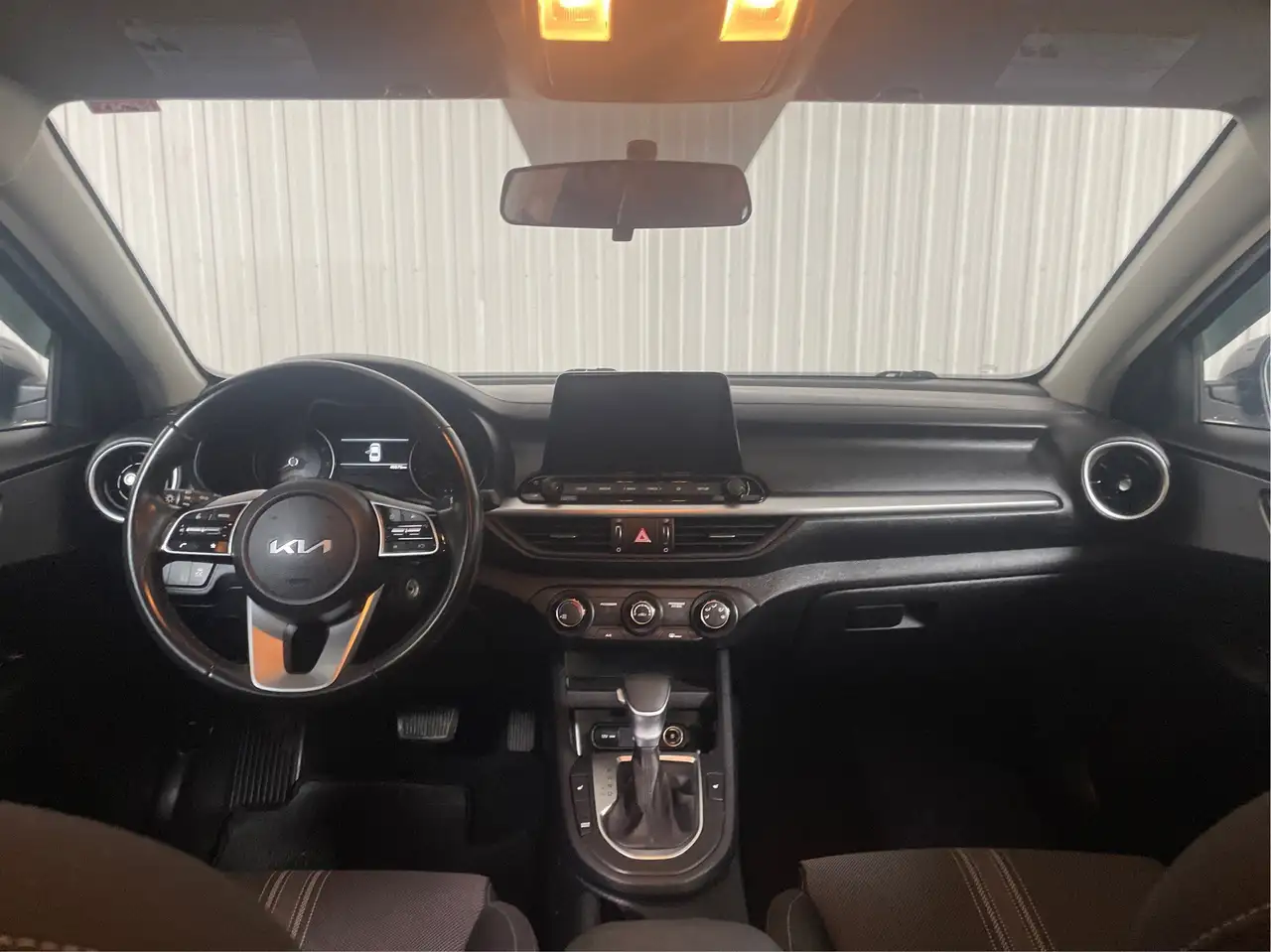 Kia Forte снимка Kia Forte