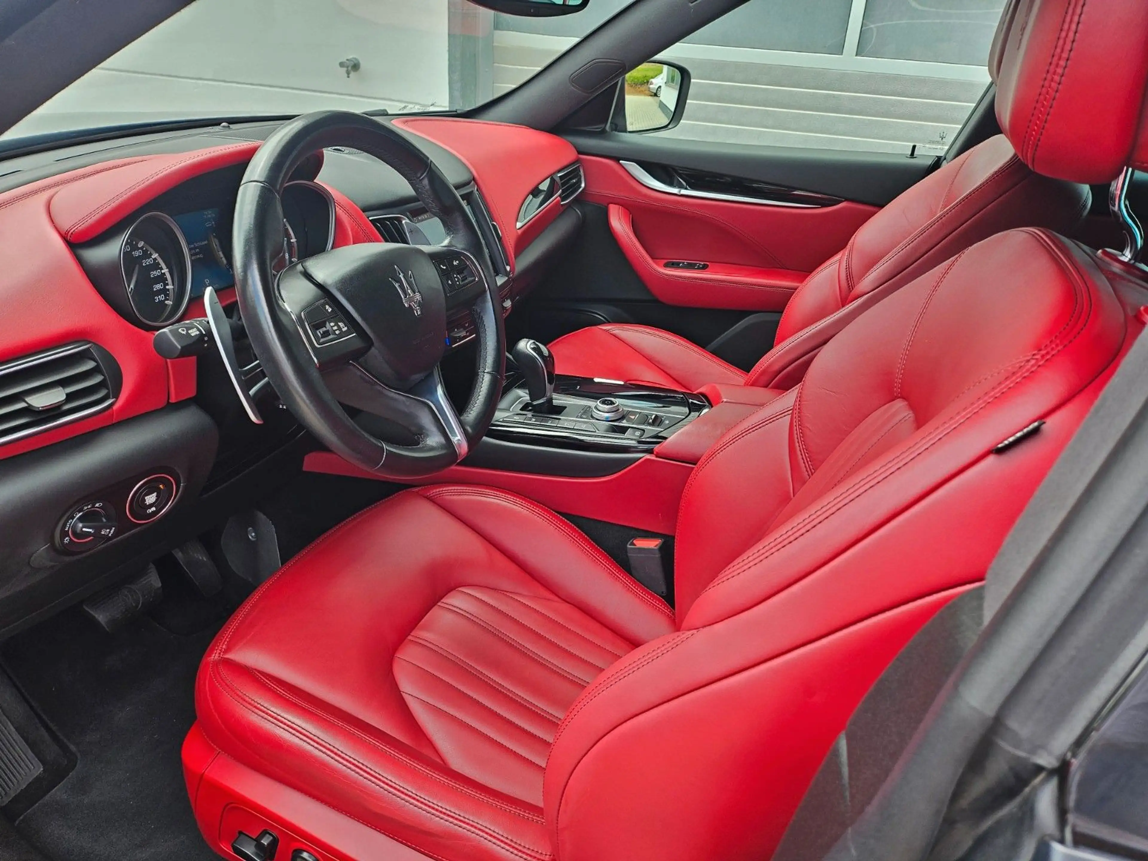 Maserati Levante Benzin 3.0 V6 257kW GRANSPORT 4x4 Auto — photo 15