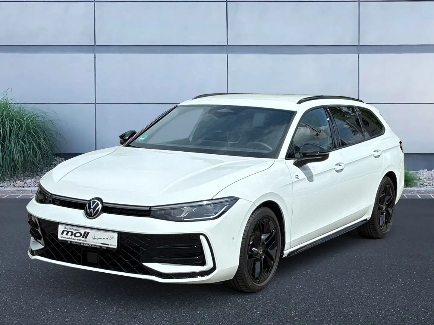 Volkswagen Passat Variant R-Line 2,0 TDI 7-Gang-DSG Weiß - 1