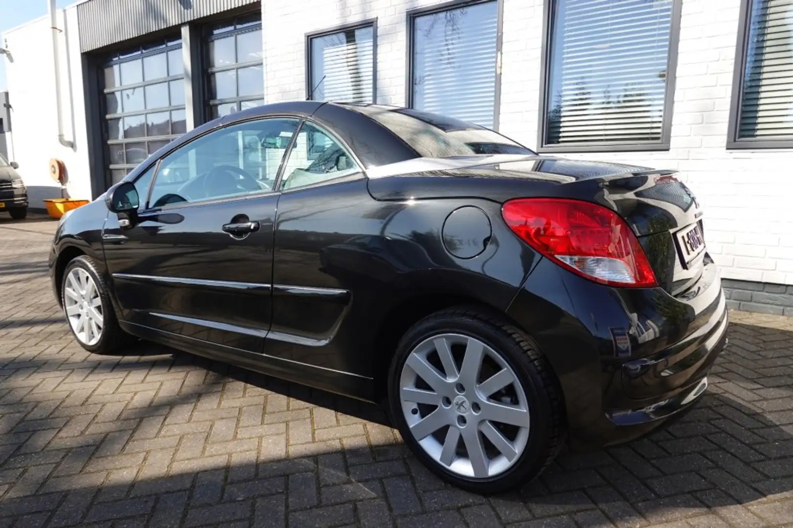 Peugeot 207 1.6 VTI NOIR & BLANC Negro - 2
