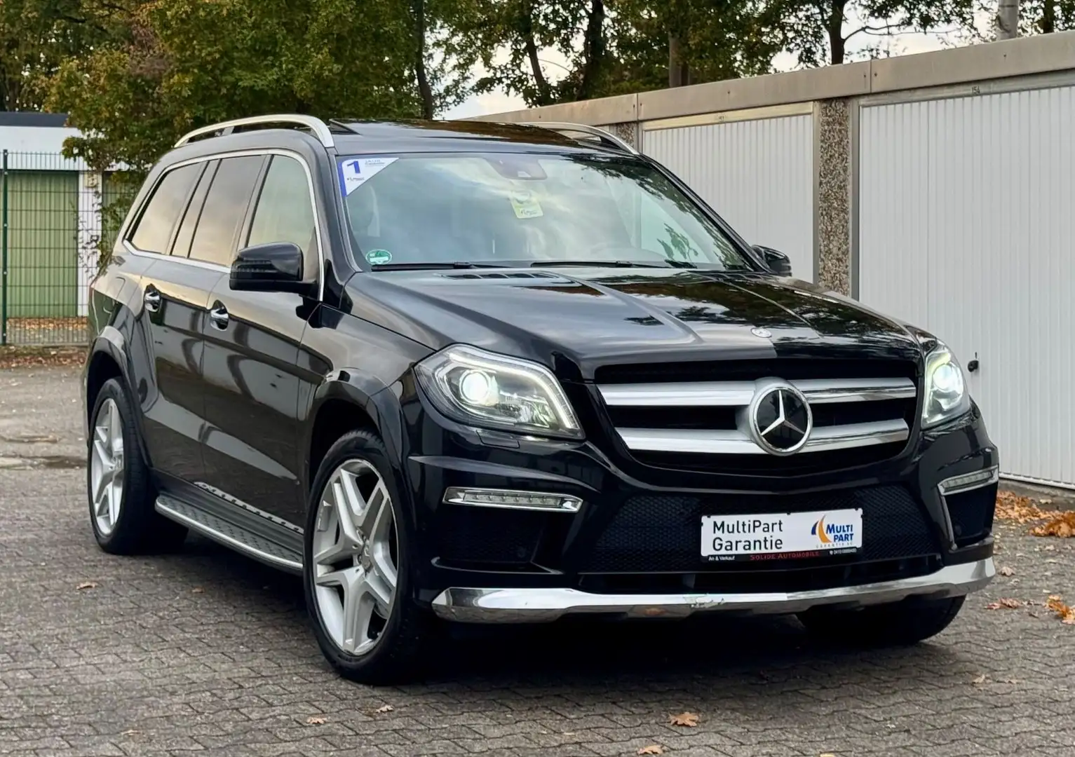 Mercedes-Benz GL 350 BlueTec .AMG-Optic-/Styling-Paket 1 Noir - 1