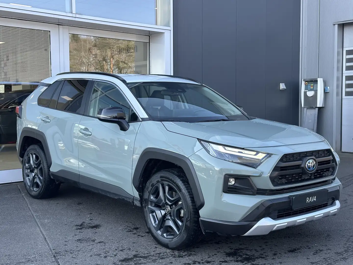 Toyota RAV 4 2.5 Hybrid AWD ADVENTURE | Premium JBL audio | 19 Groen - 2