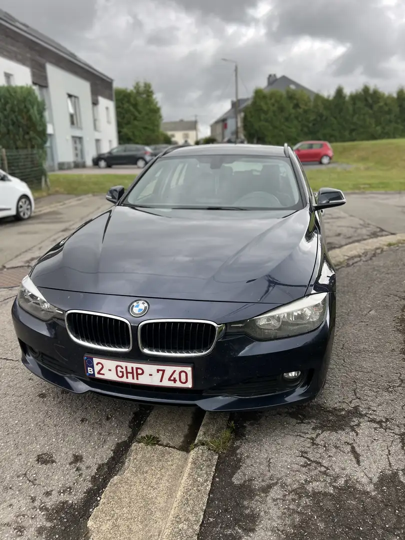 BMW 318 Touring d - 2