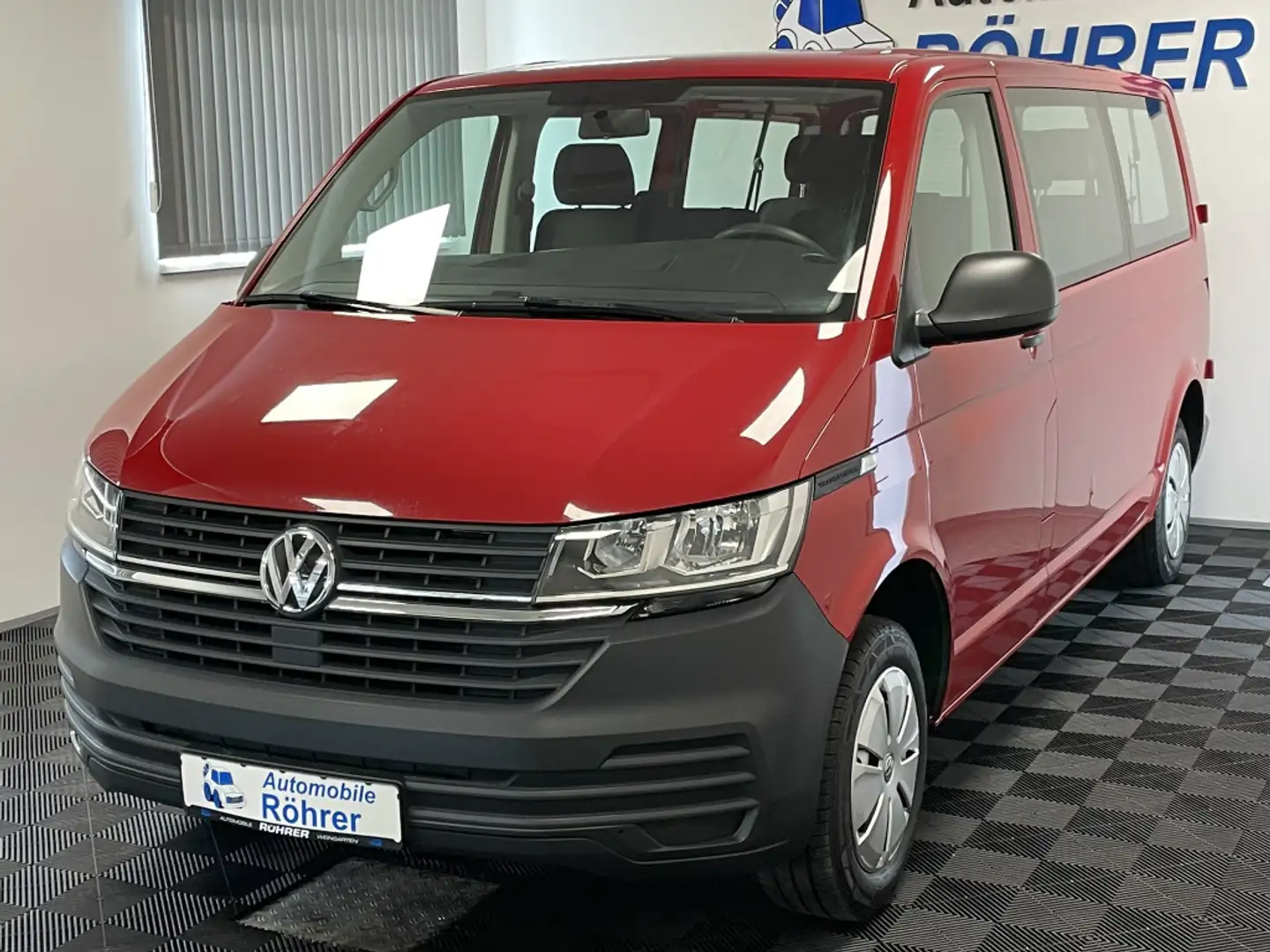 Others 2.0 TDI 6.1 Lang FWD 8-Sitzer Rear-Klima Red - 1