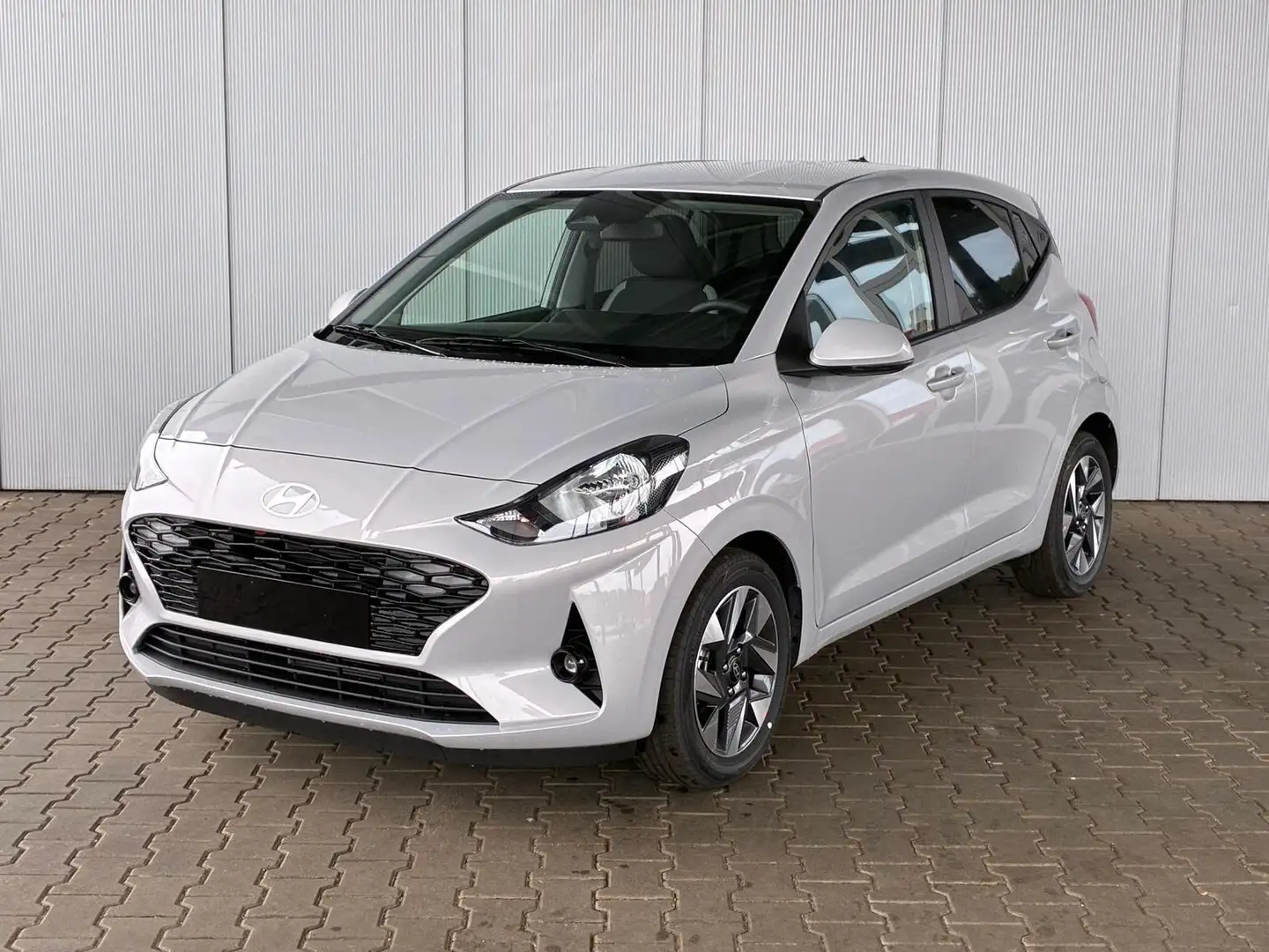 Hyundai i10 Premium 1.2 GDI Automatik / Sitz + Lenkradheizu... Grau - 1