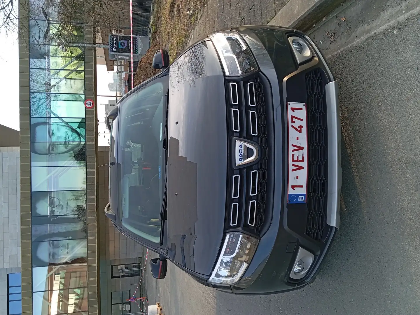Dacia Logan MCV TCe 90 Stepway - 2