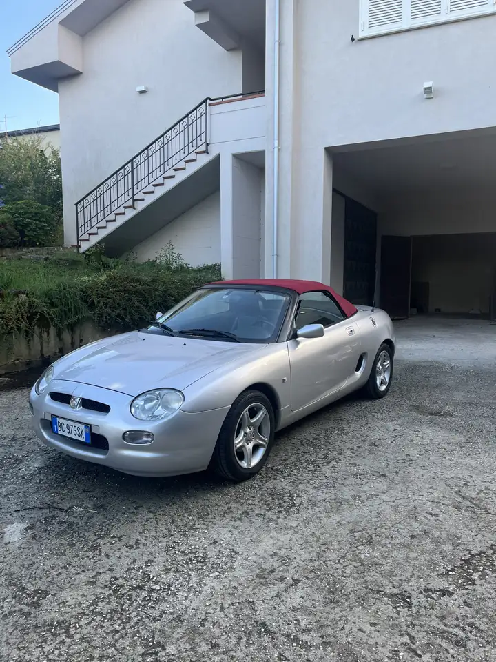MG MGF F 1.8i VVC HardTop, foto 2