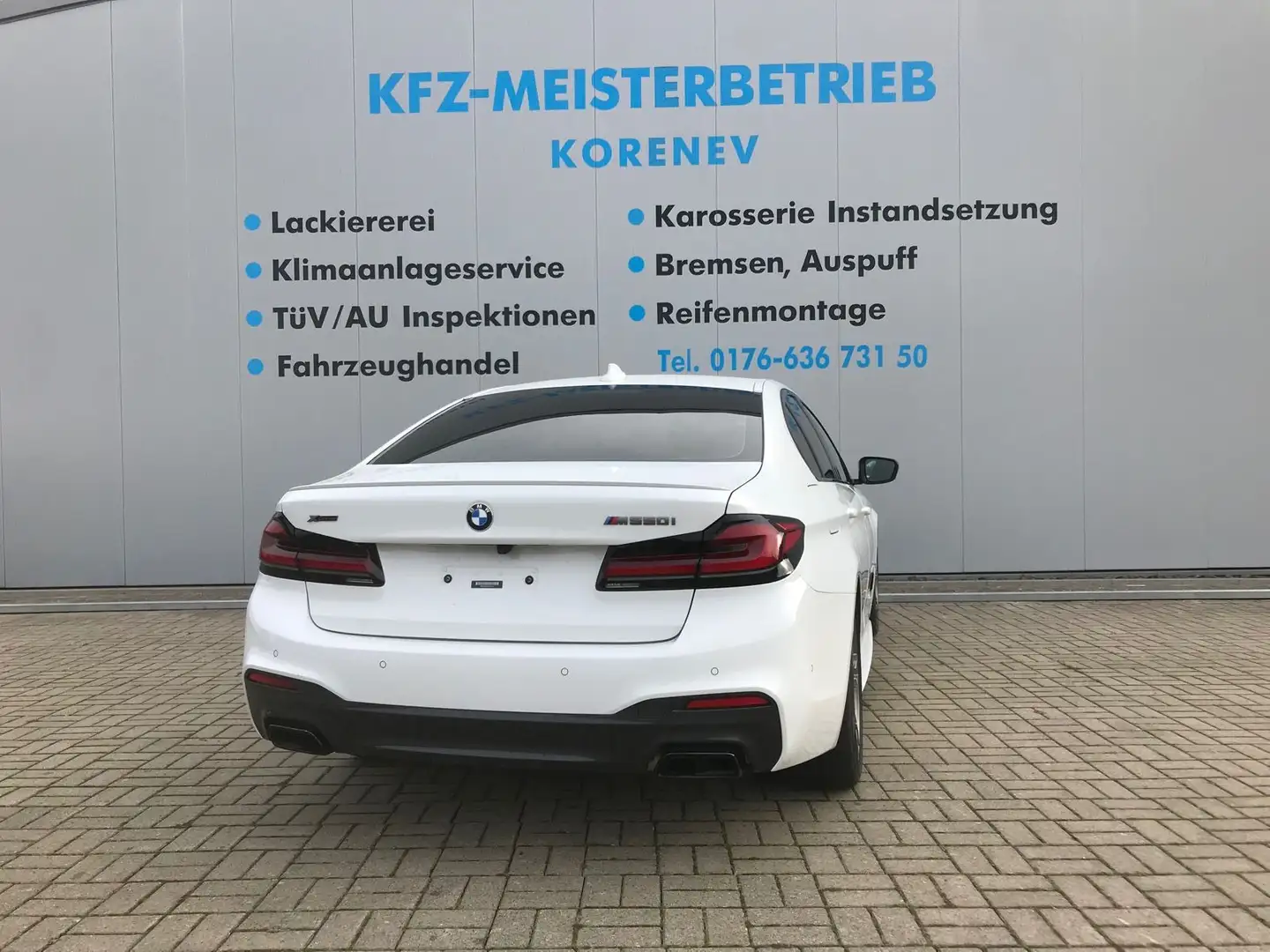 BMW 550 i xDrive Absolut Voll Laser  Individual Wit - 2