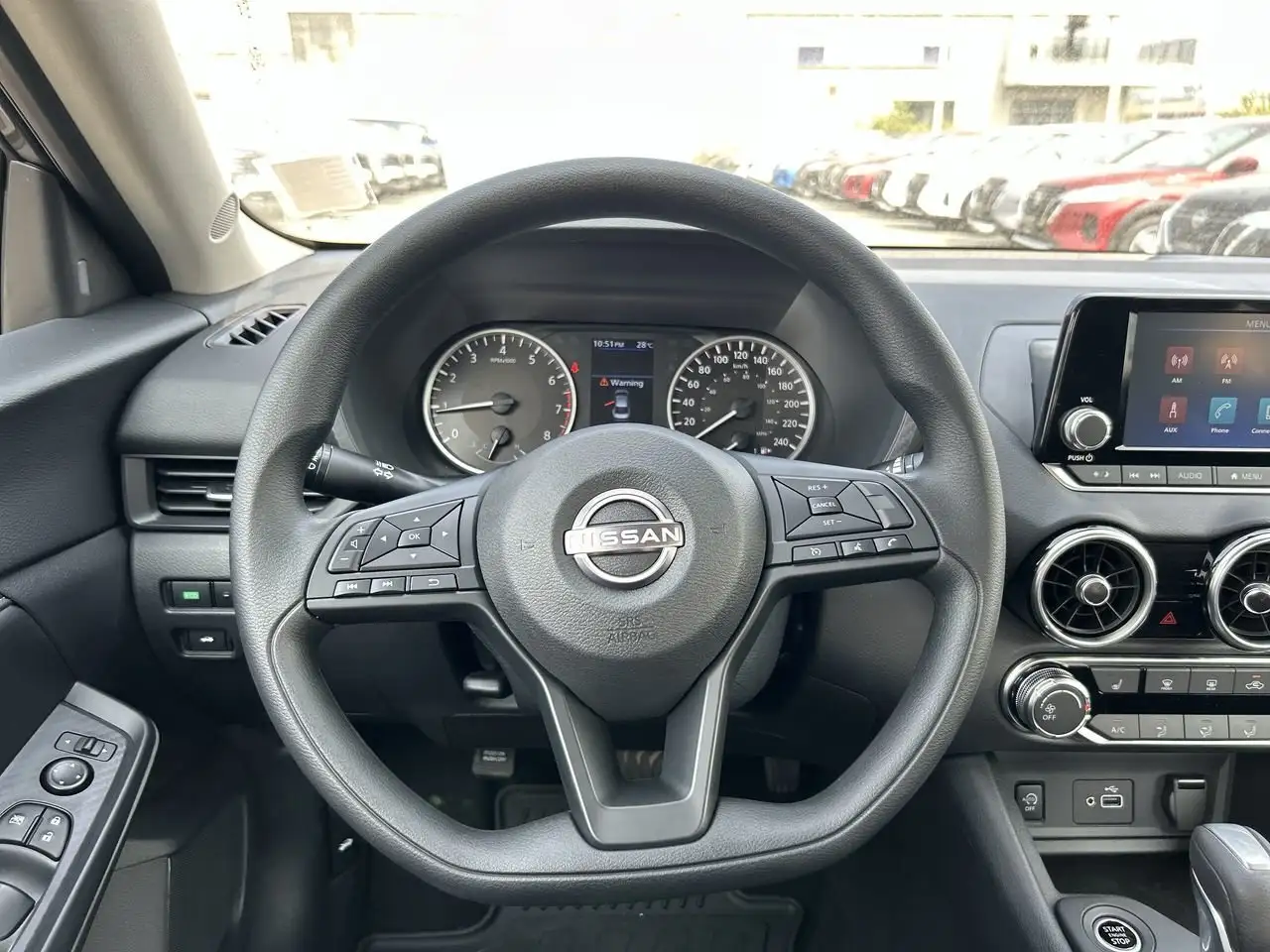 Nissan Sentra снимка Nissan Sentra