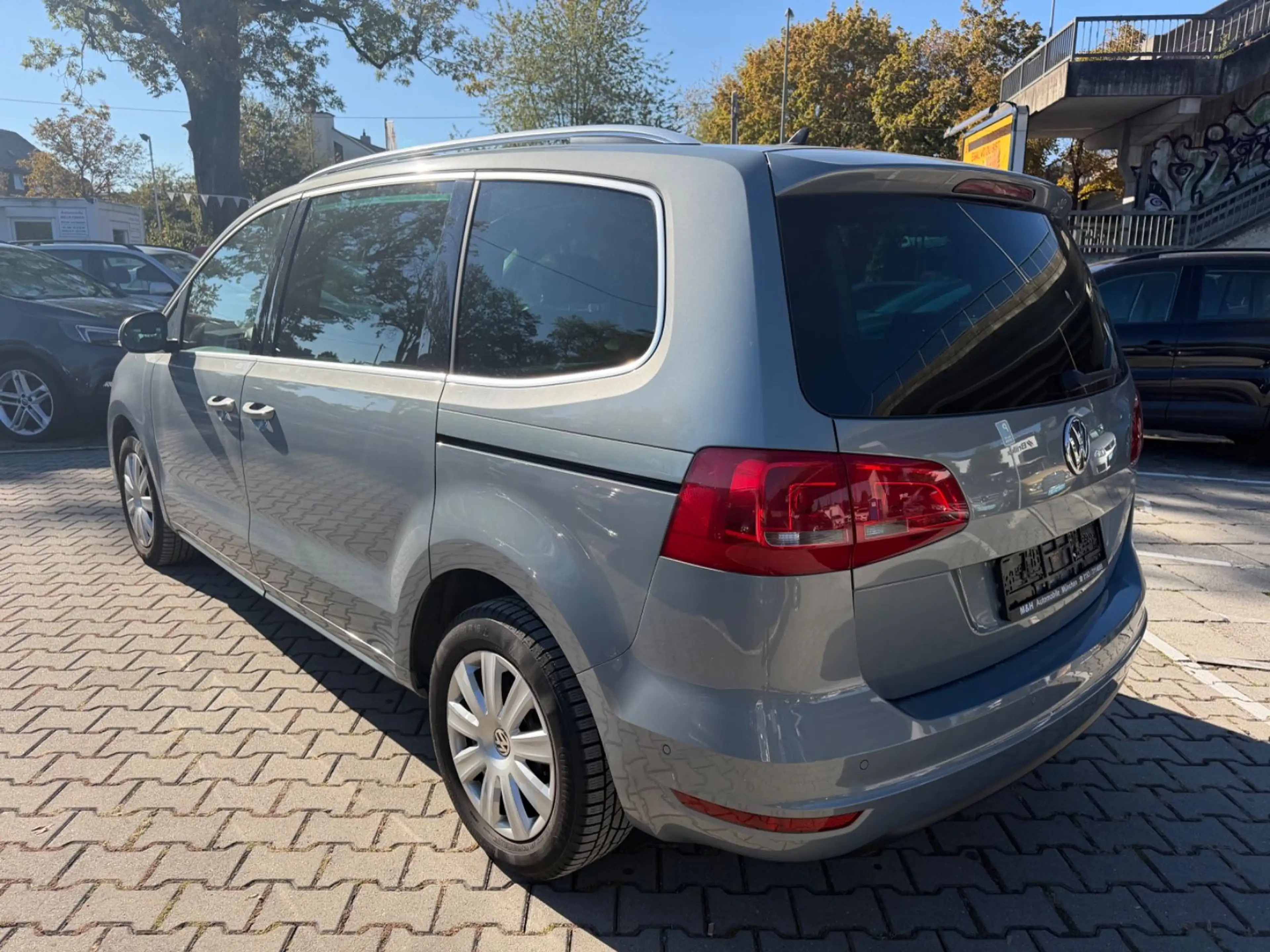 Volkswagen Sharan Highline 4Motion BMT *1.Hand*Pano*7-Sitz* — photo 7