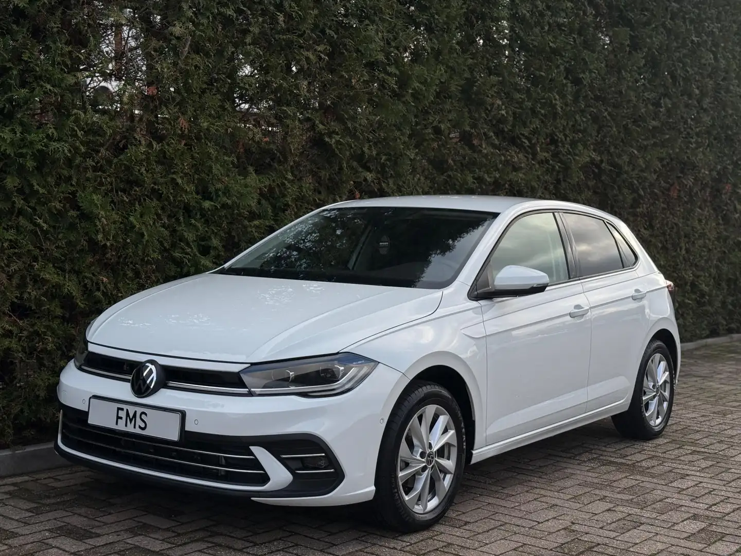 Volkswagen Polo 1.0 TSI Camera IQ Light CarPlay Weiß - 1
