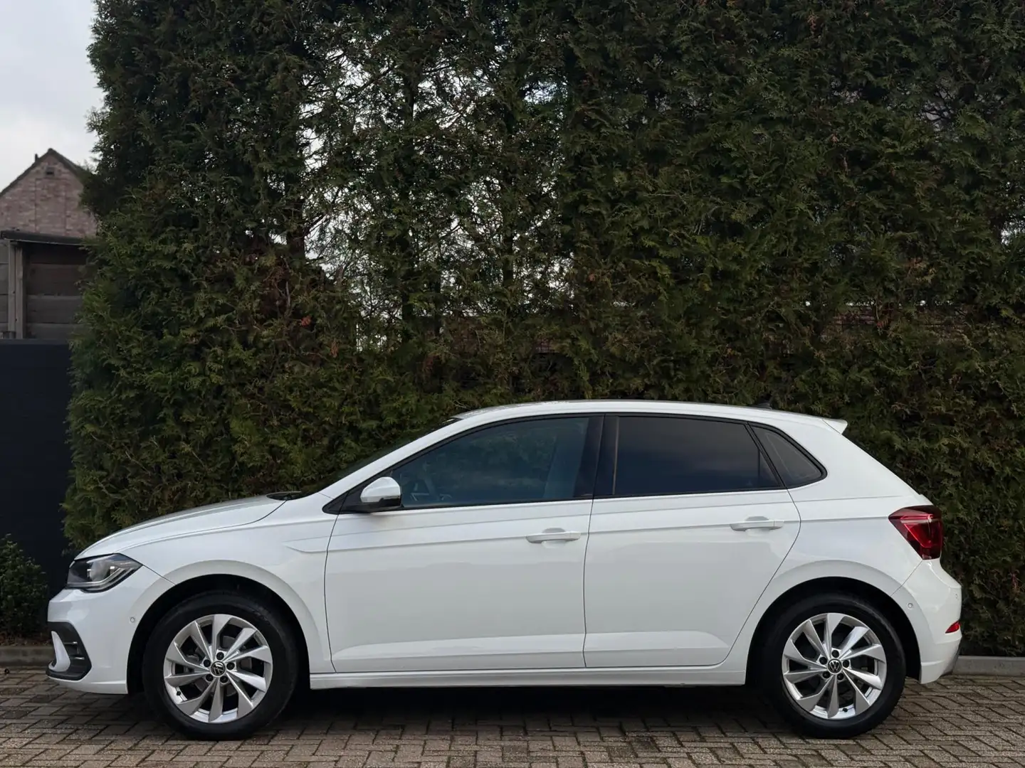 Volkswagen Polo 1.0 TSI Camera IQ Light CarPlay Weiß - 2