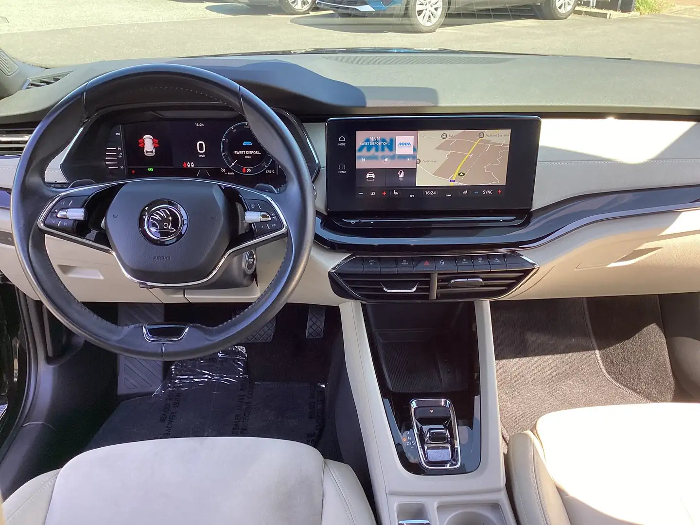 Skoda Octavia 1.0 TSI/1steEig/78000km/Trekhaak/Cam&Pdc/Carplay Zwart - 2