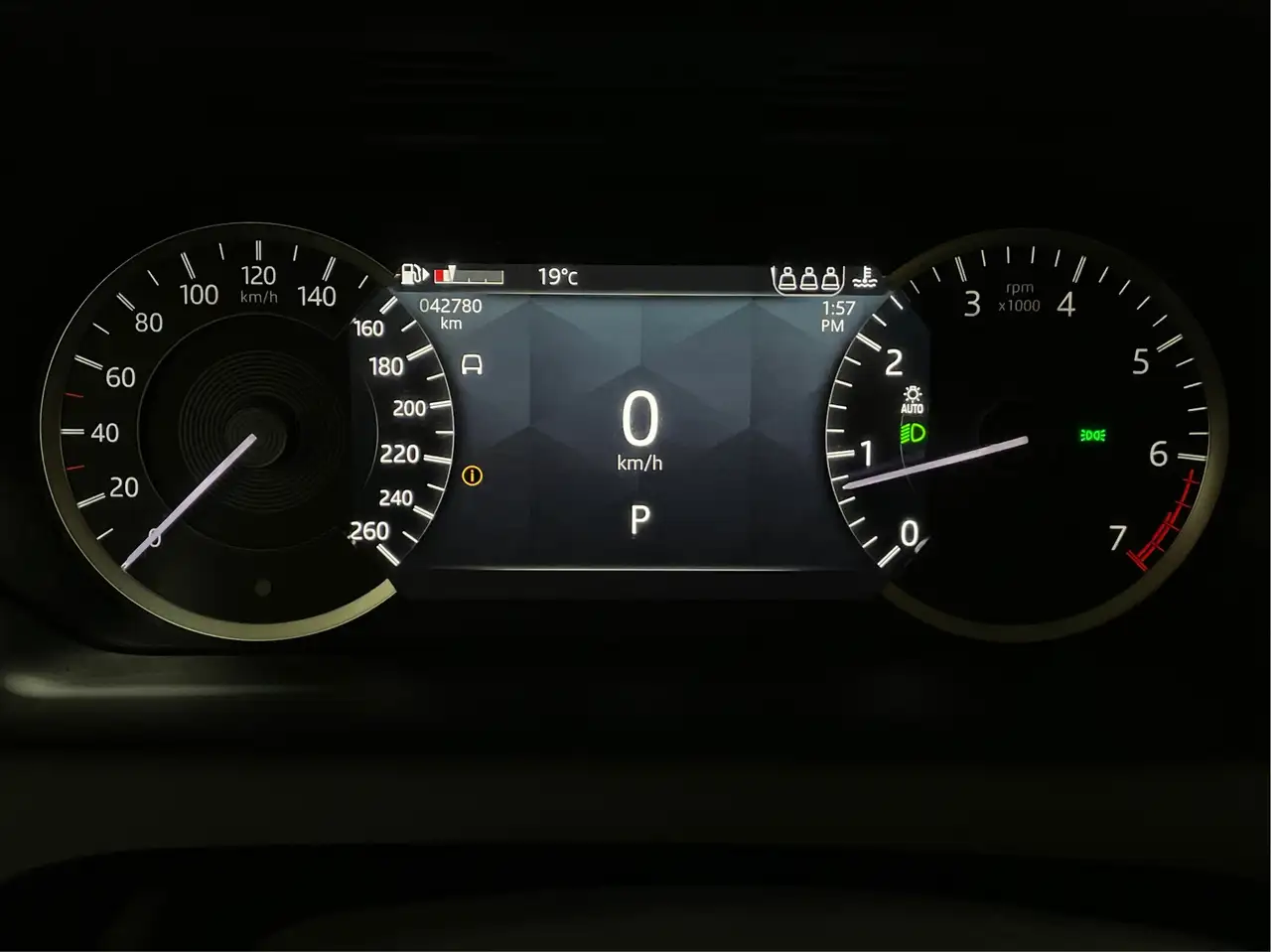 Land Rover Discovery Sport снимка Land Rover Discovery Sport
