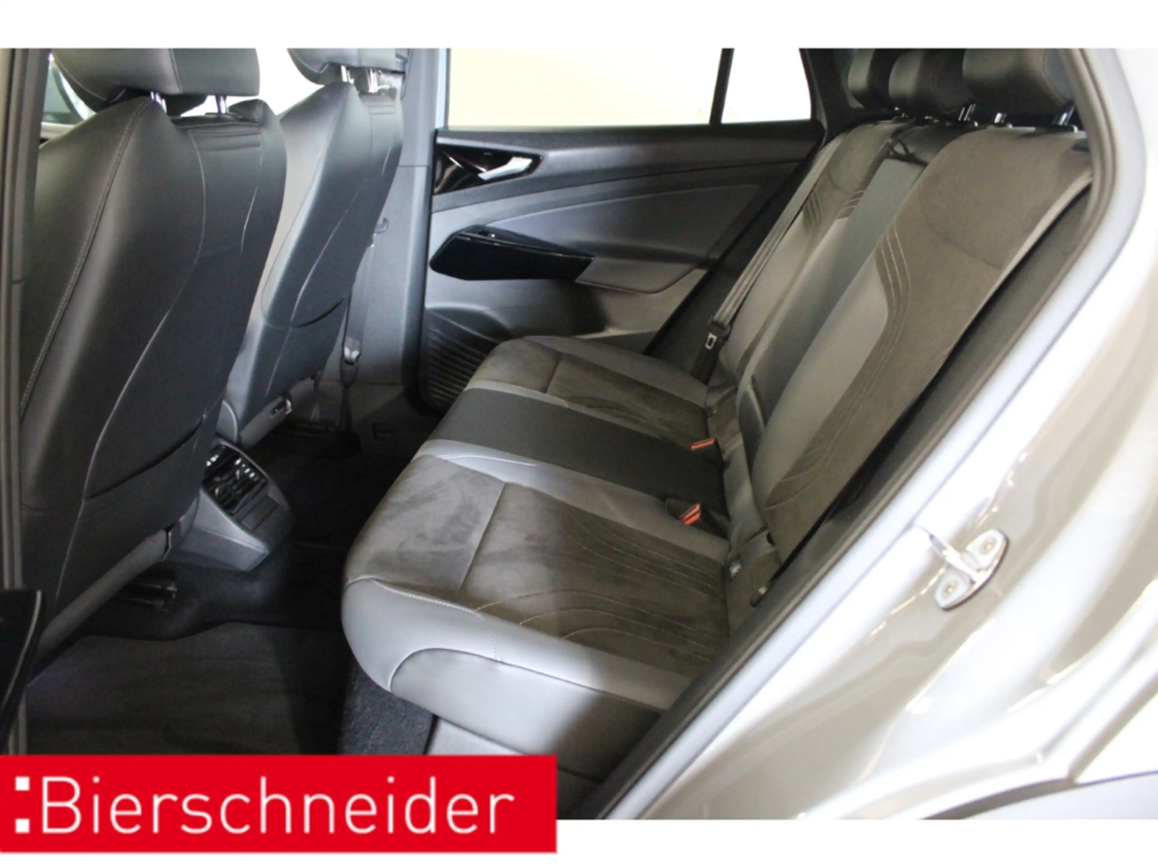 Volkswagen ID.5 Pro Perf. 21 MATRIX AHK KAMERA WäPu — photo 12