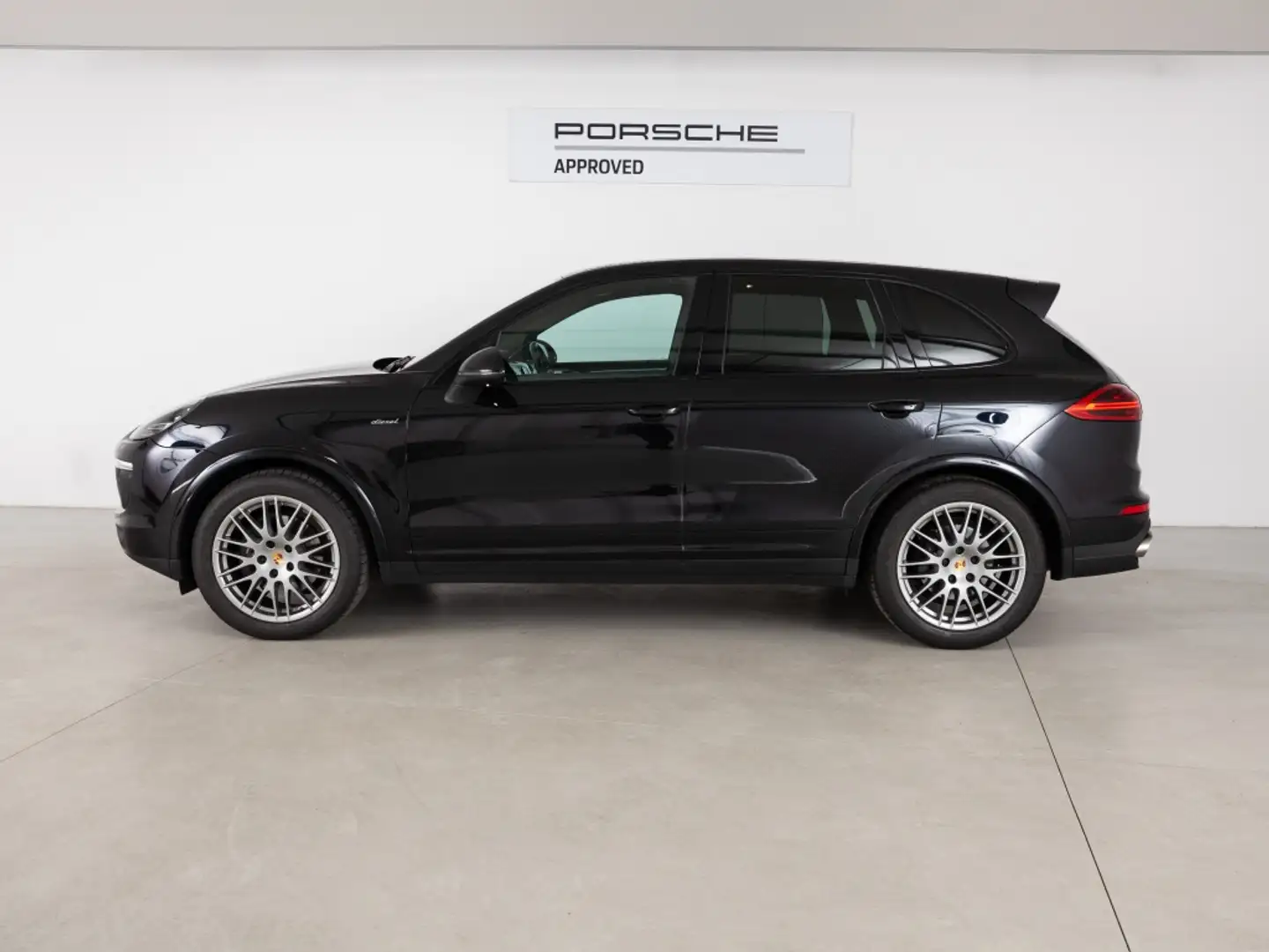 Porsche Cayenne Diesel Platinum Edition Aut. Zwart - 2