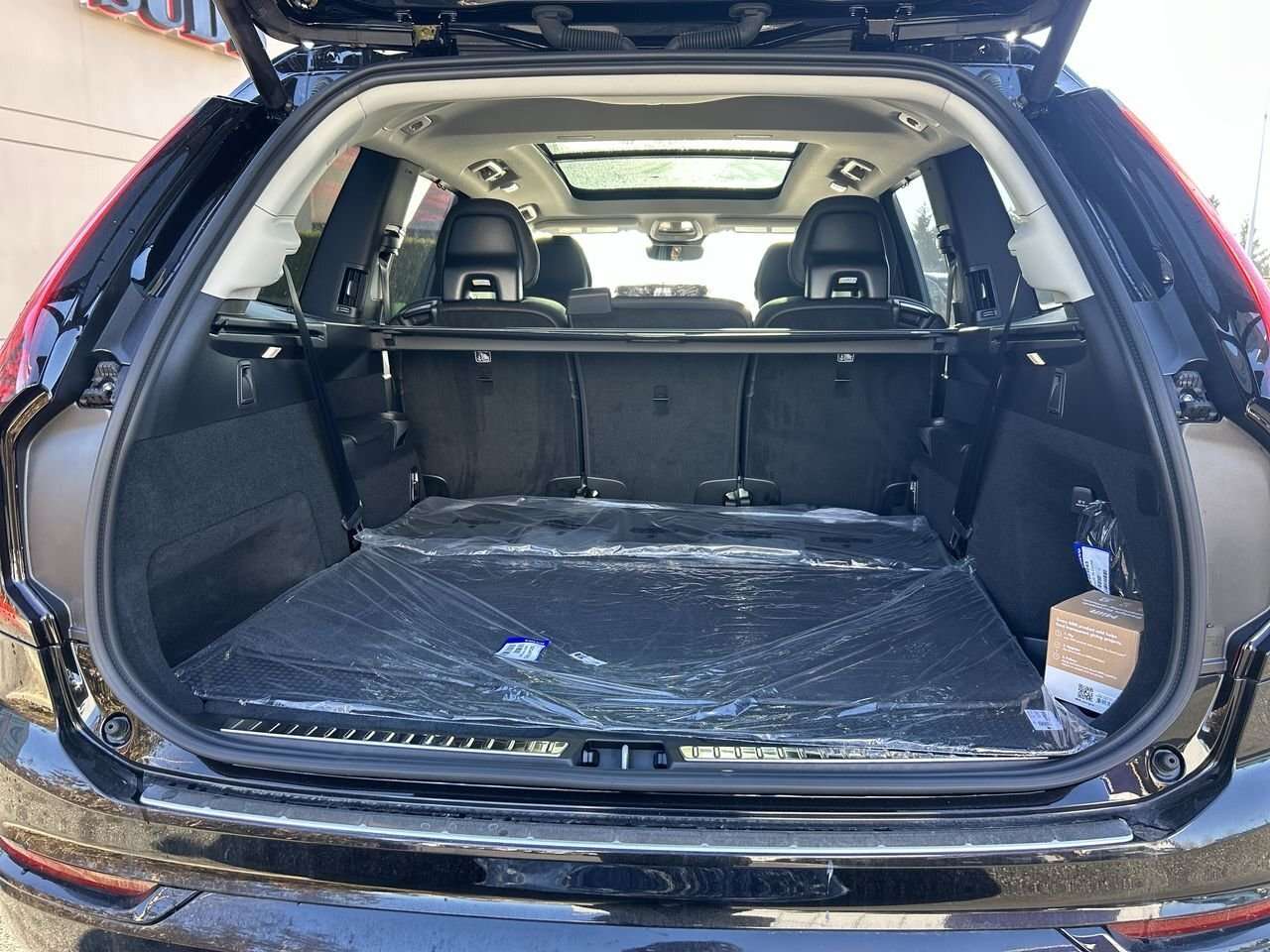 2026 Volvo XC90 Ultra 7-Seater (Dark Theme) Protection Package | B thumb 31