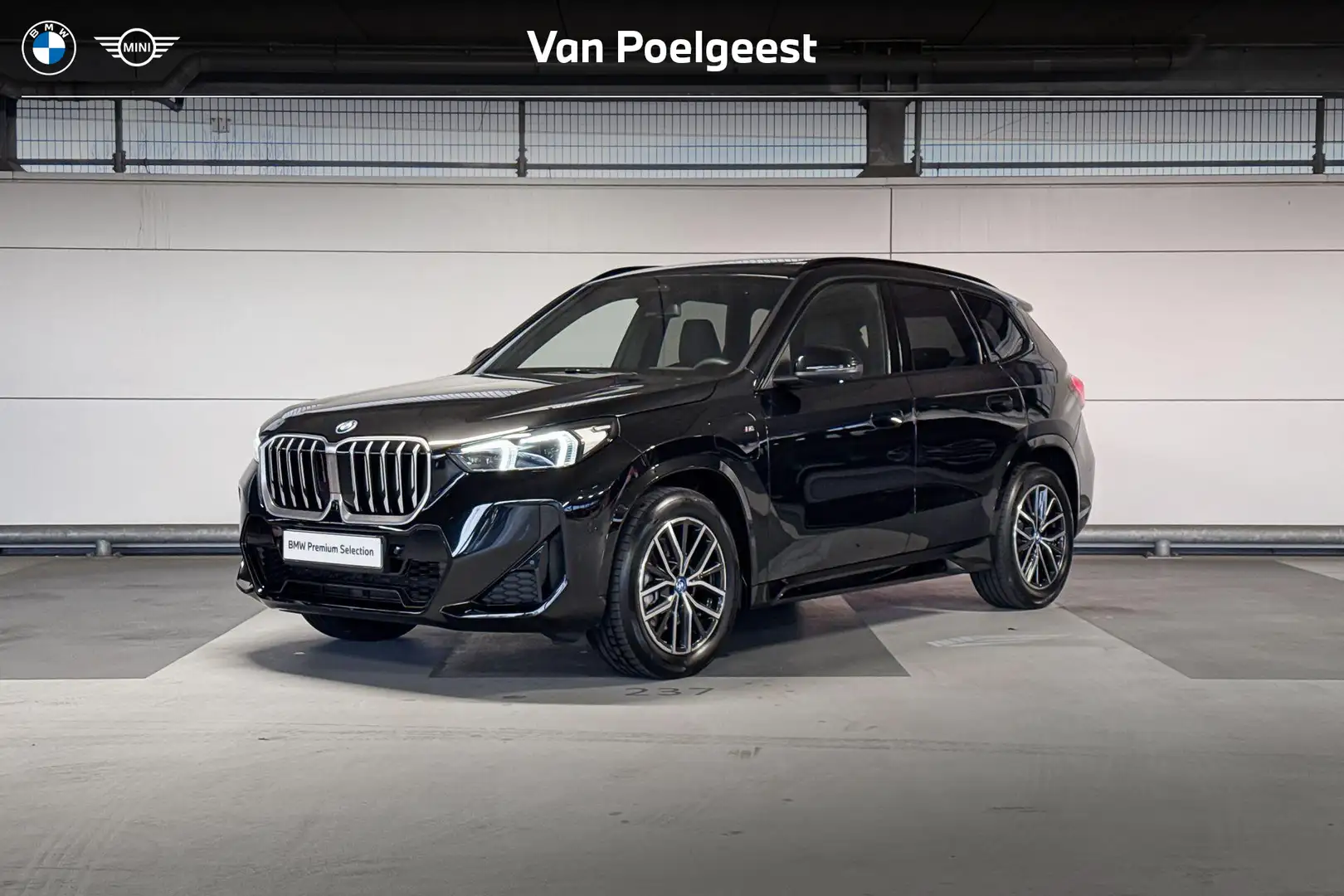 BMW X1 xDrive25e Noir - 1