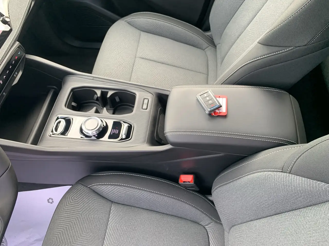 Jeep Cherokee снимка Jeep Cherokee