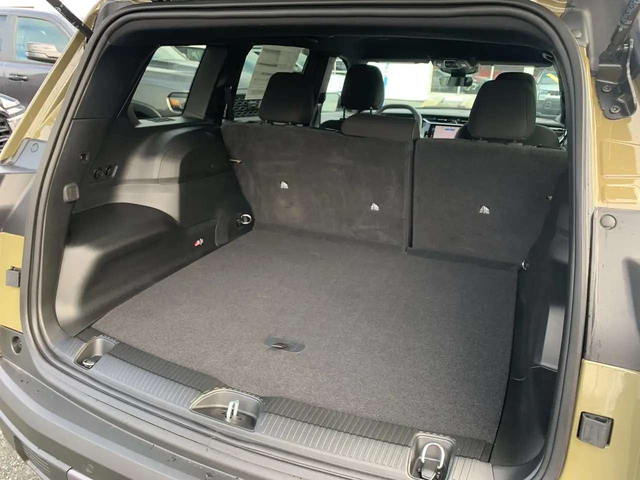 Jeep Cherokee снимка Jeep Cherokee
